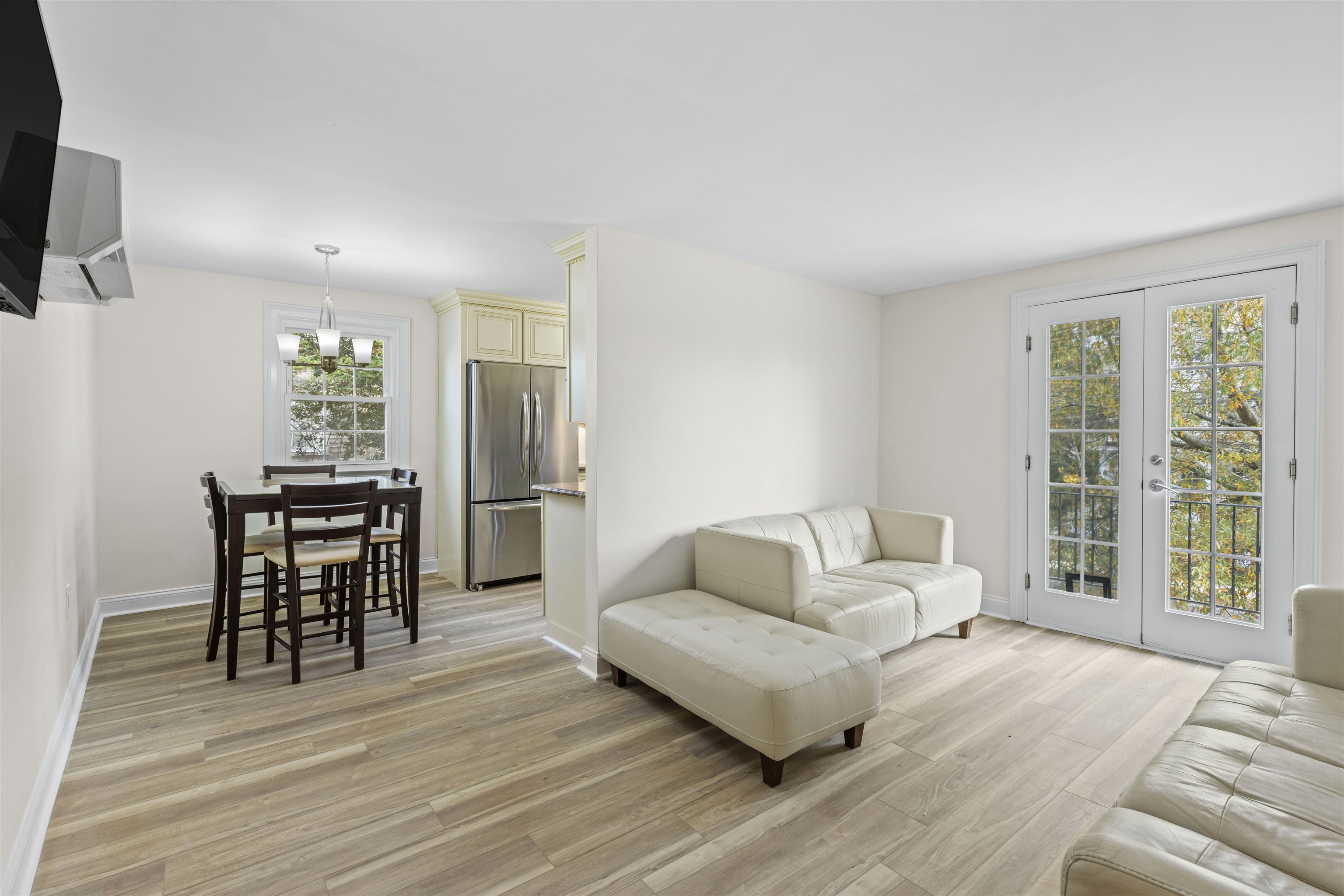 1001 Washington Street