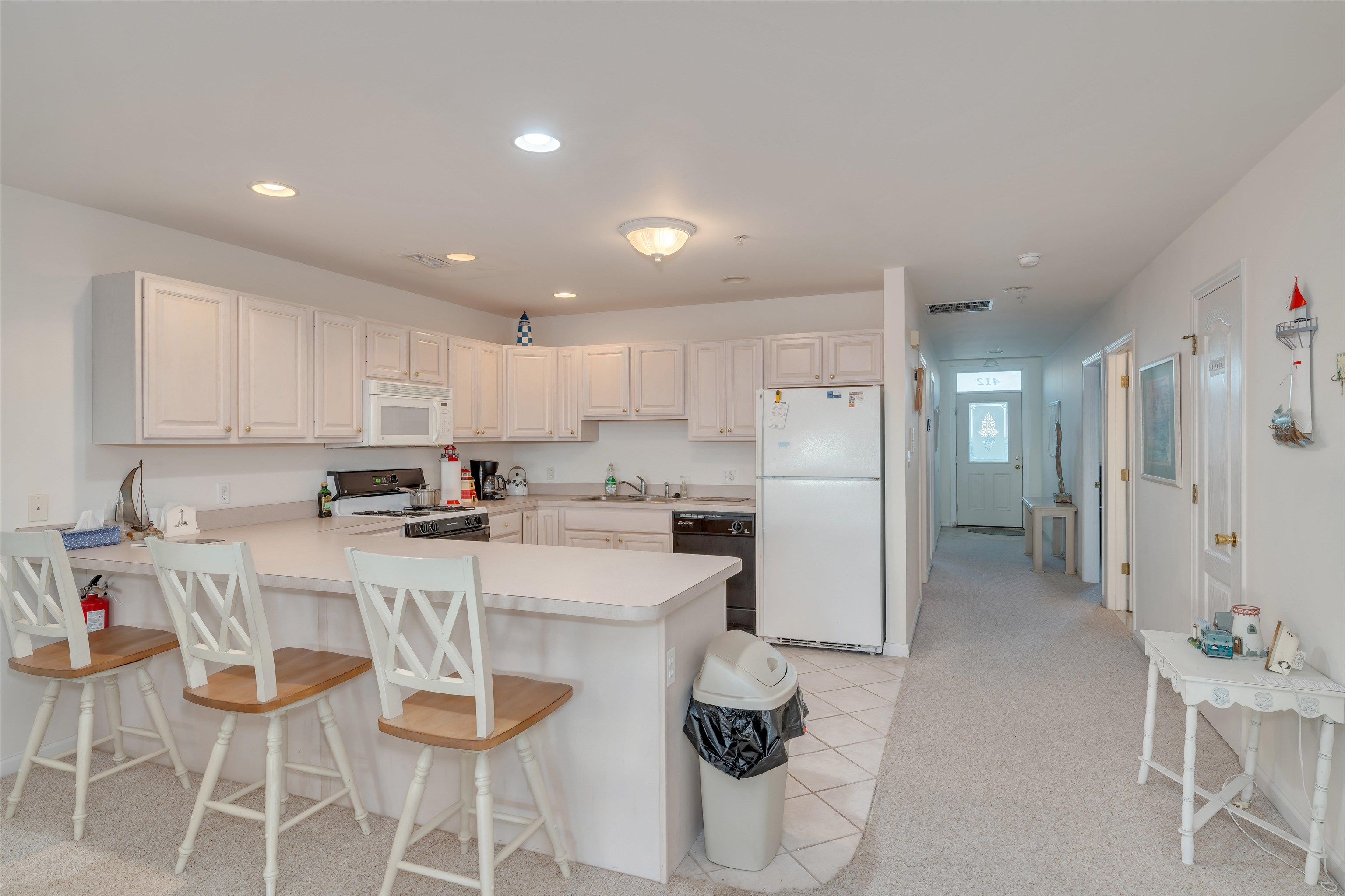 301 E Rochester Avenue