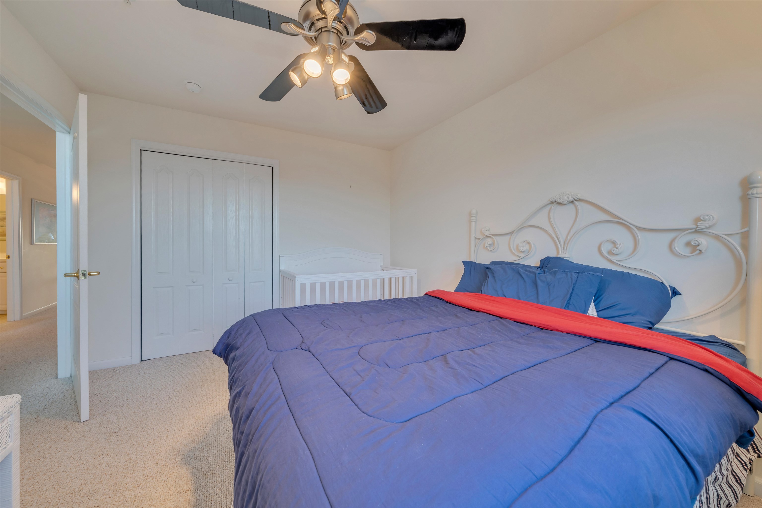 301 E Rochester Avenue