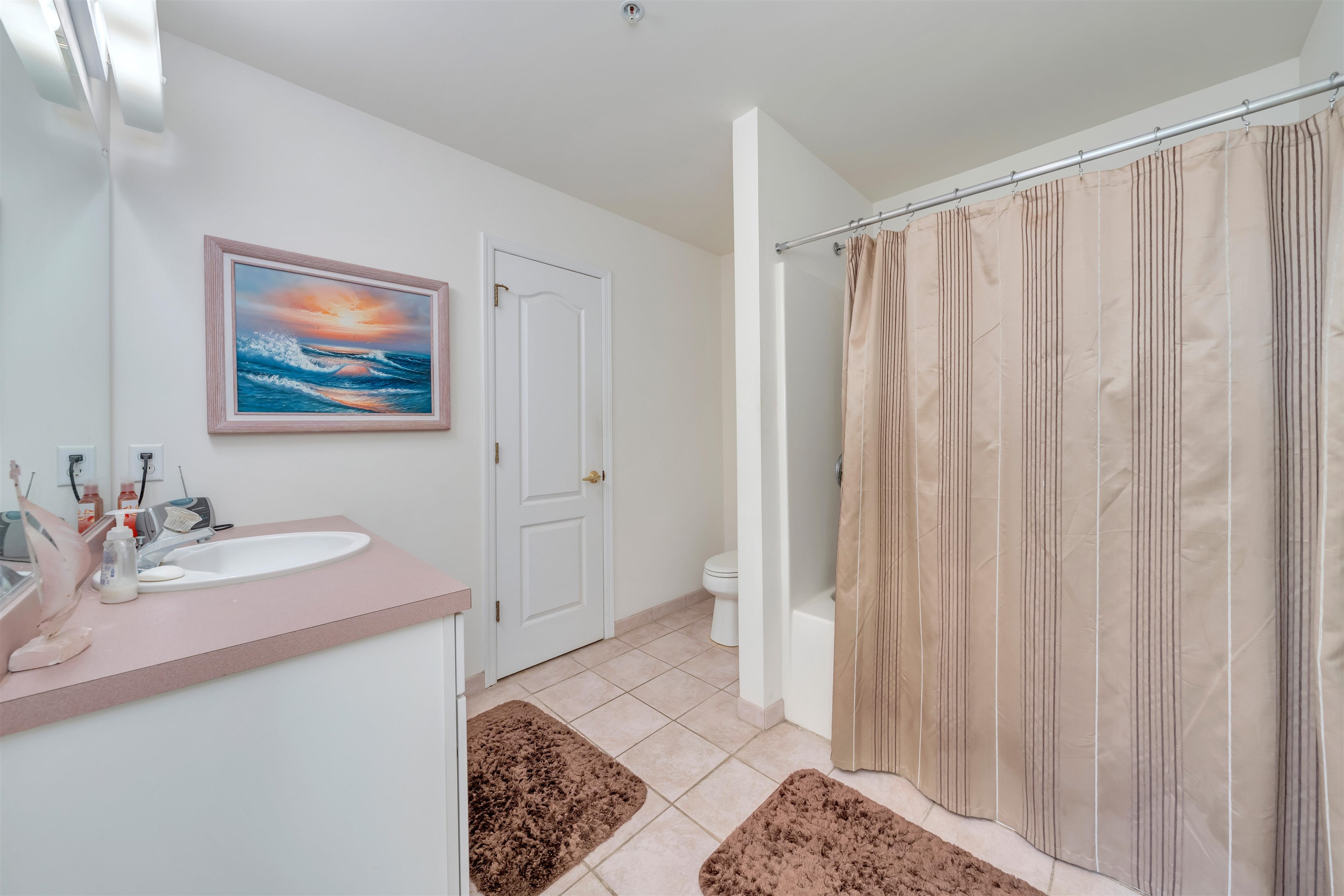 301 E Rochester Avenue