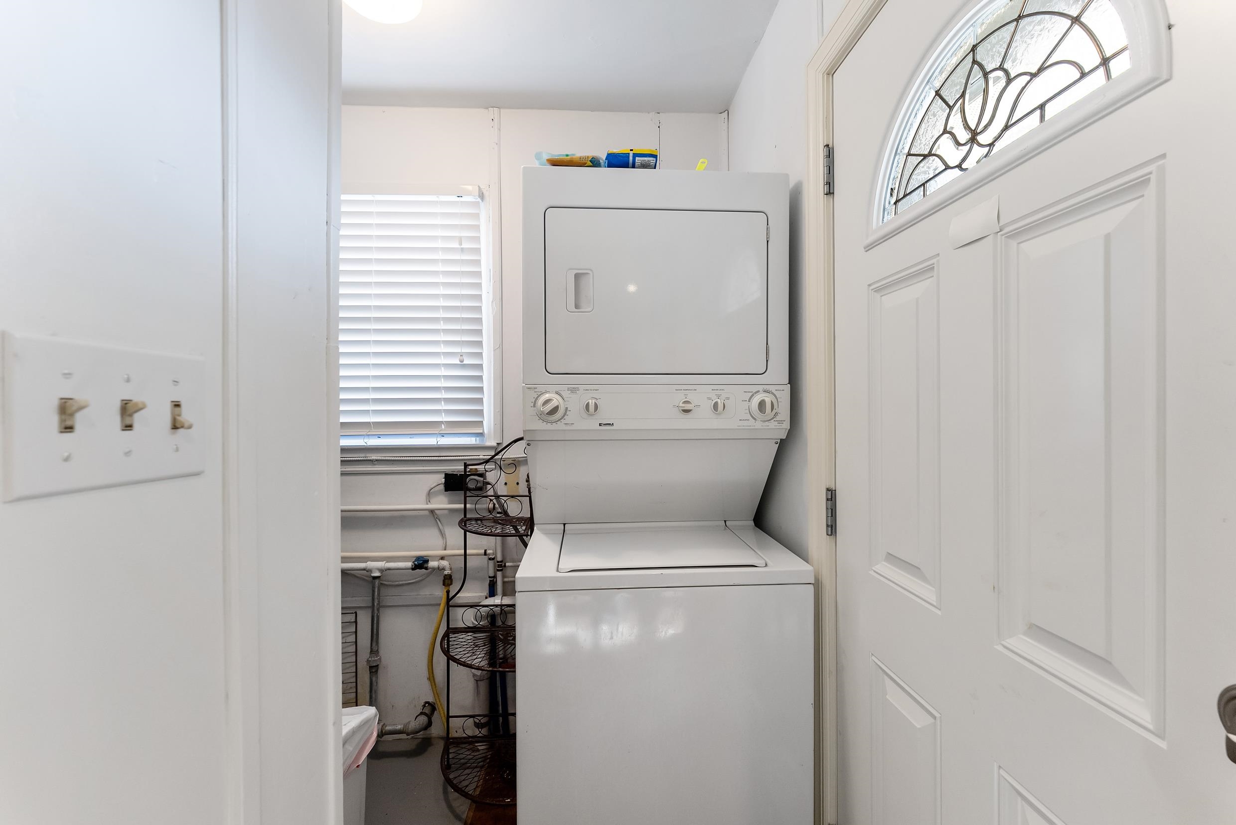 211 E Cardinal Road - Picture 27