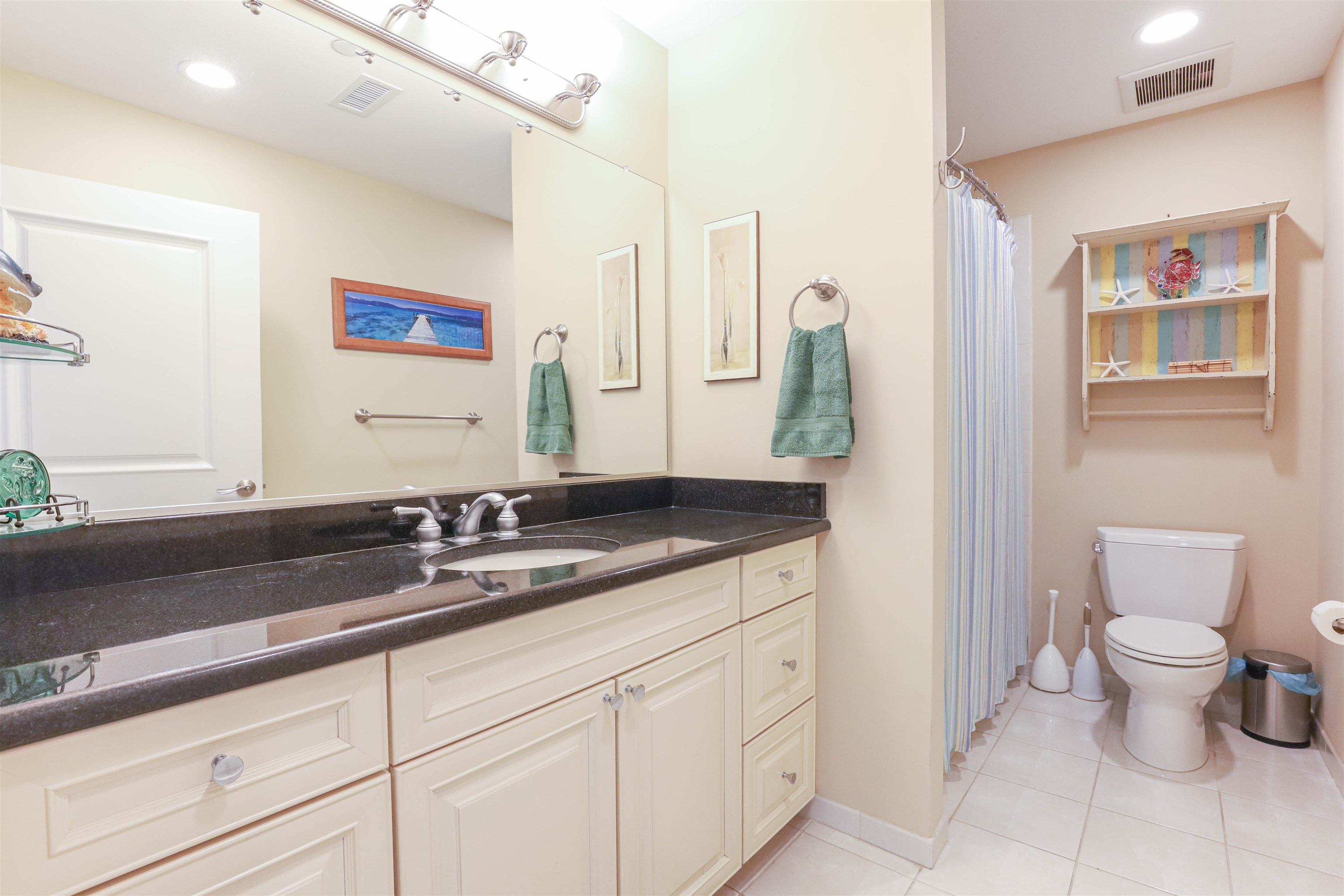 450 E Nashville Avenue