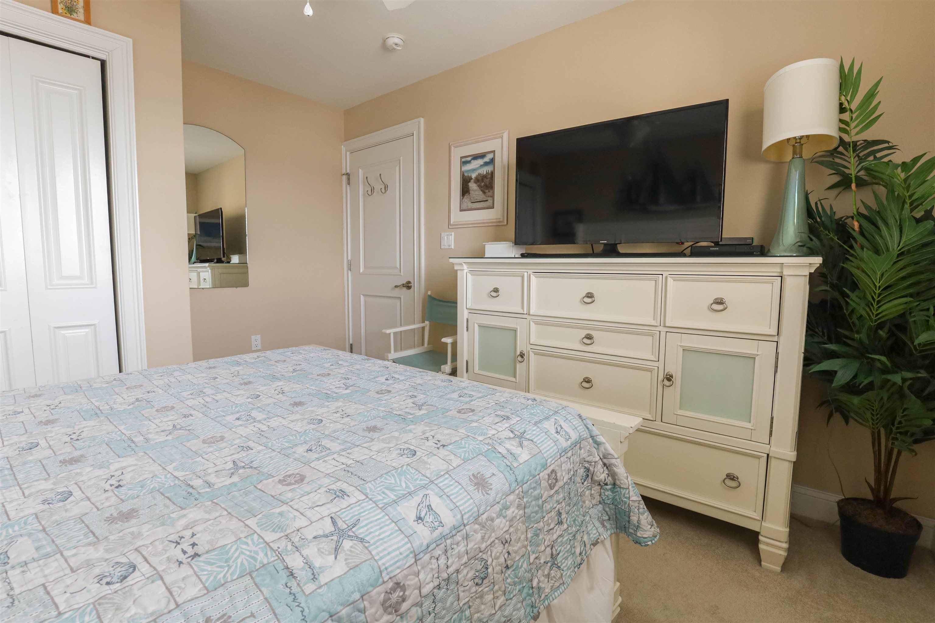 450 E Nashville Avenue