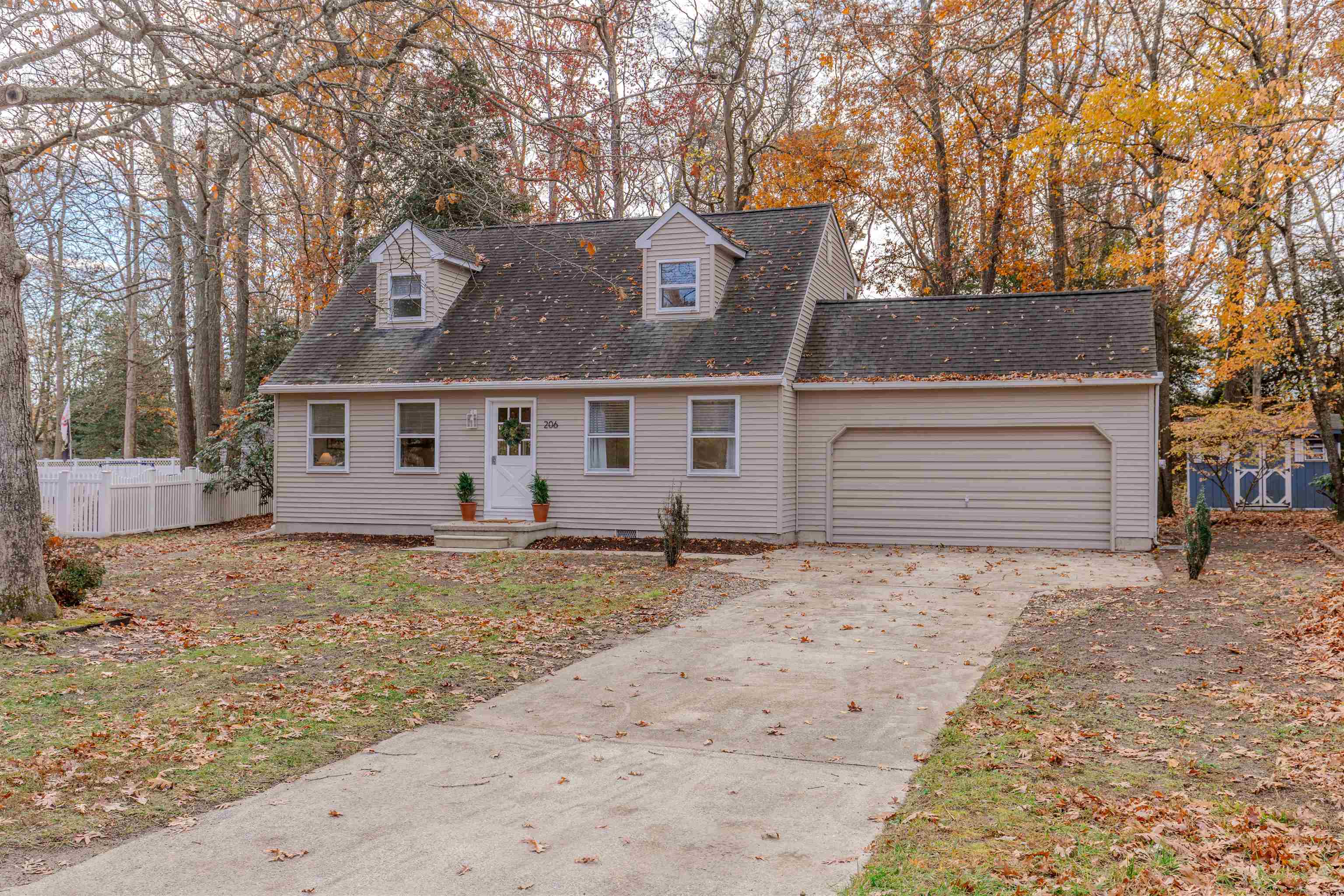 206 Holly Drive - Picture 29