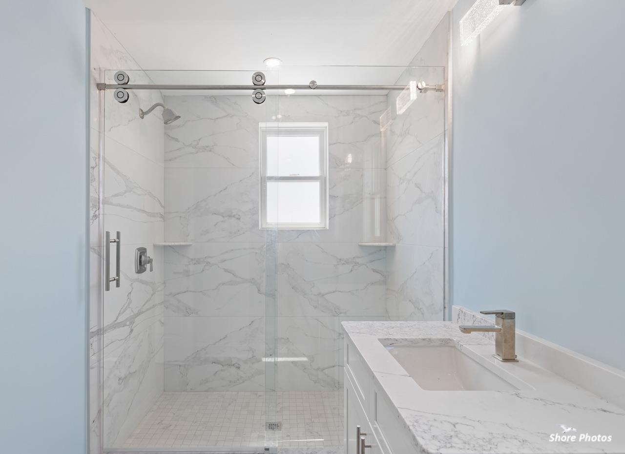 403 E Glenwood Avenue - Picture 27