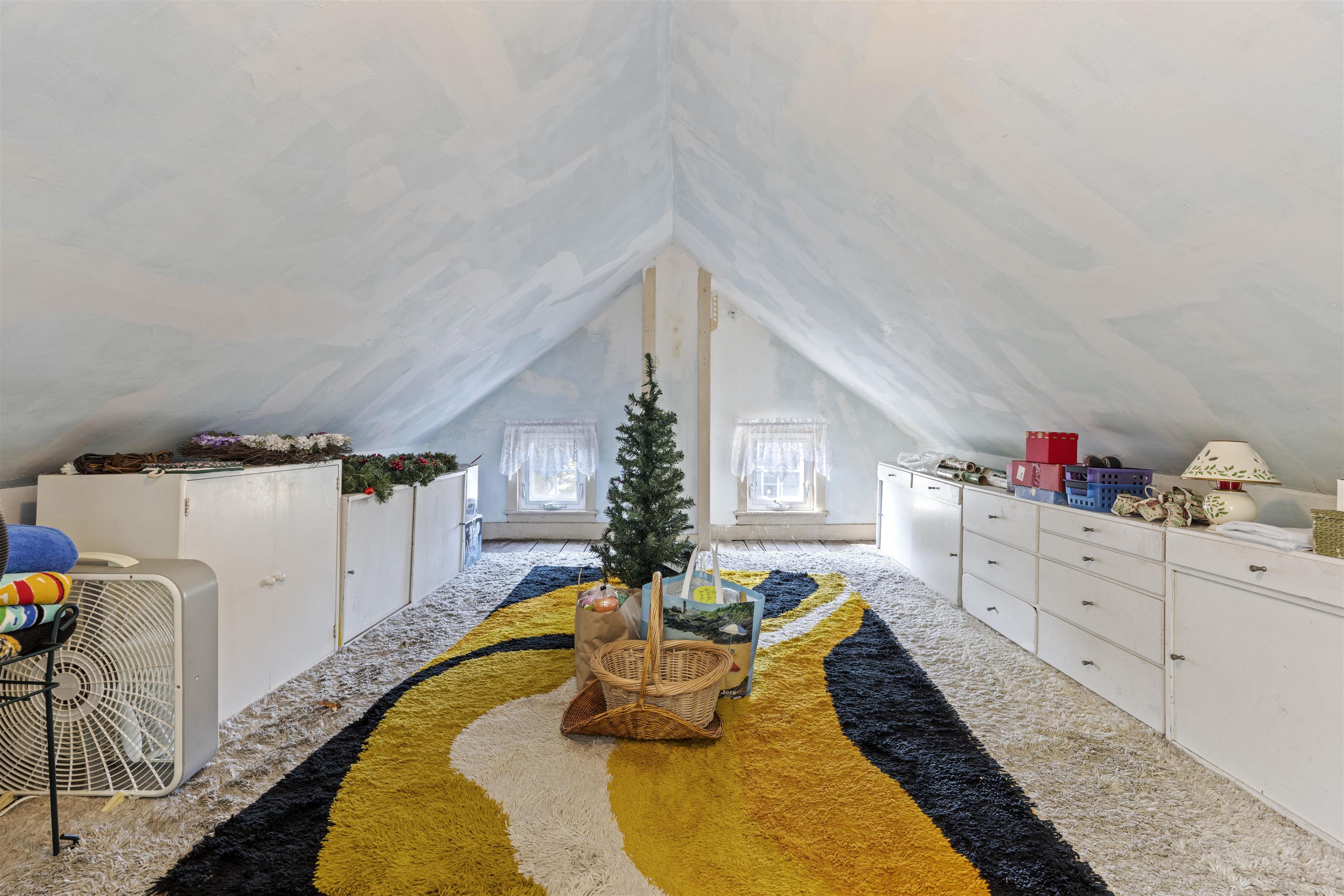 222 Broadway - Picture 32