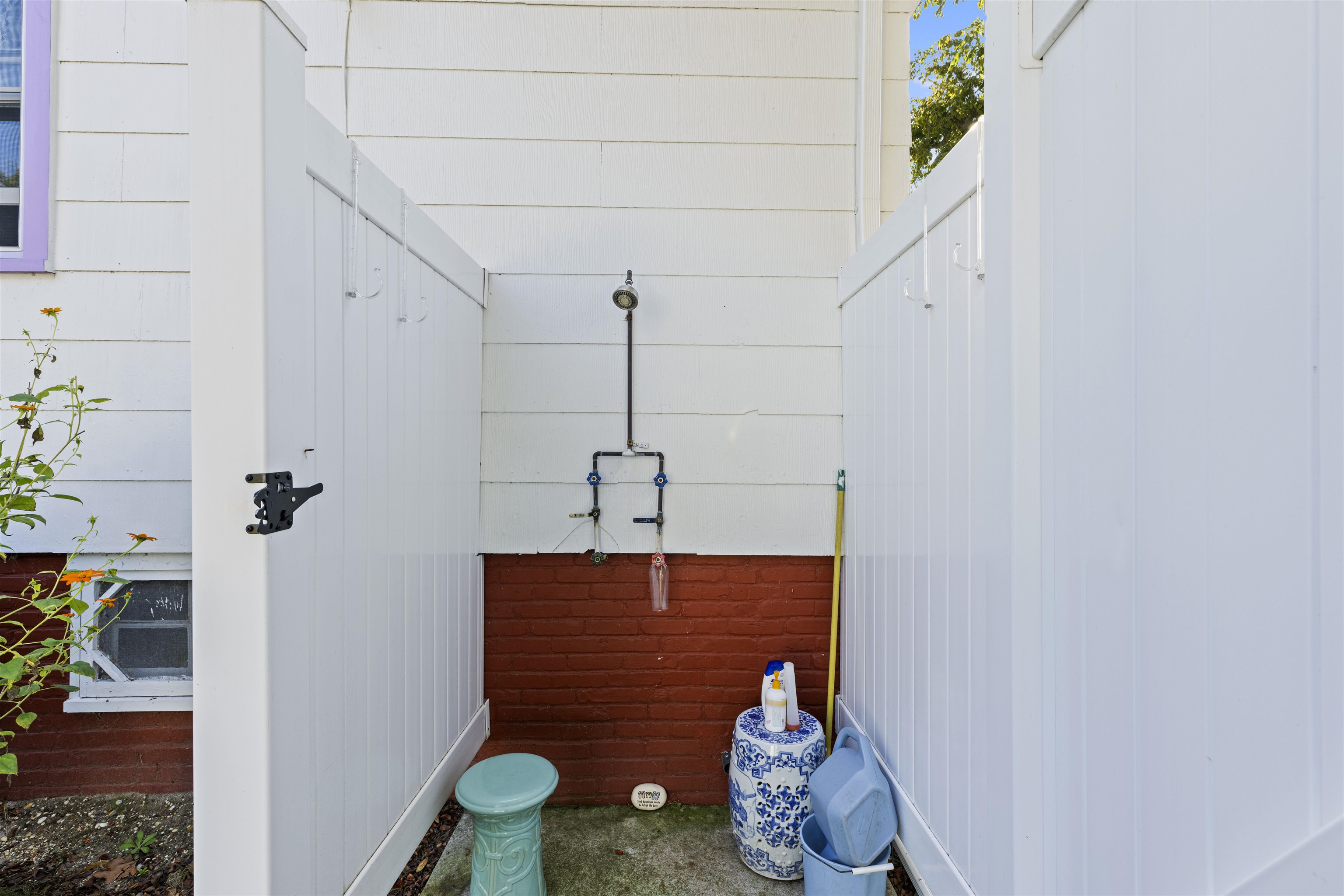 222 Broadway - Picture 38