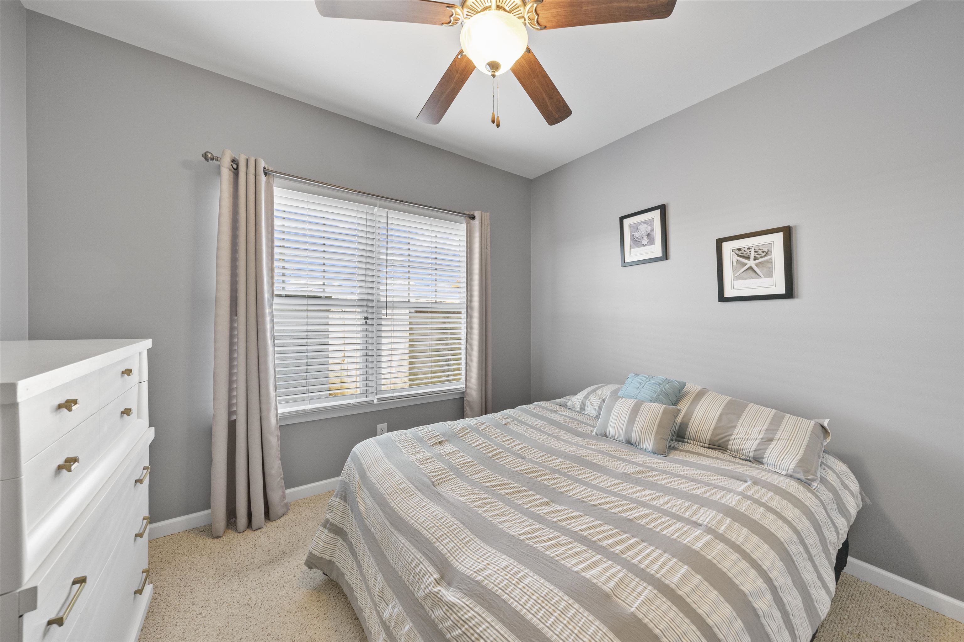 443 W Lincoln Avenue