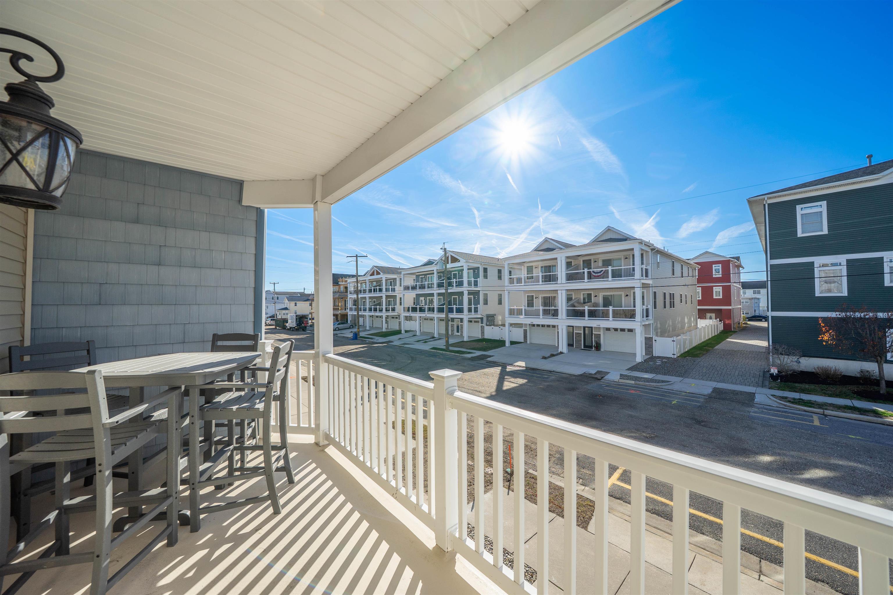 443 W Lincoln Avenue - Picture 26