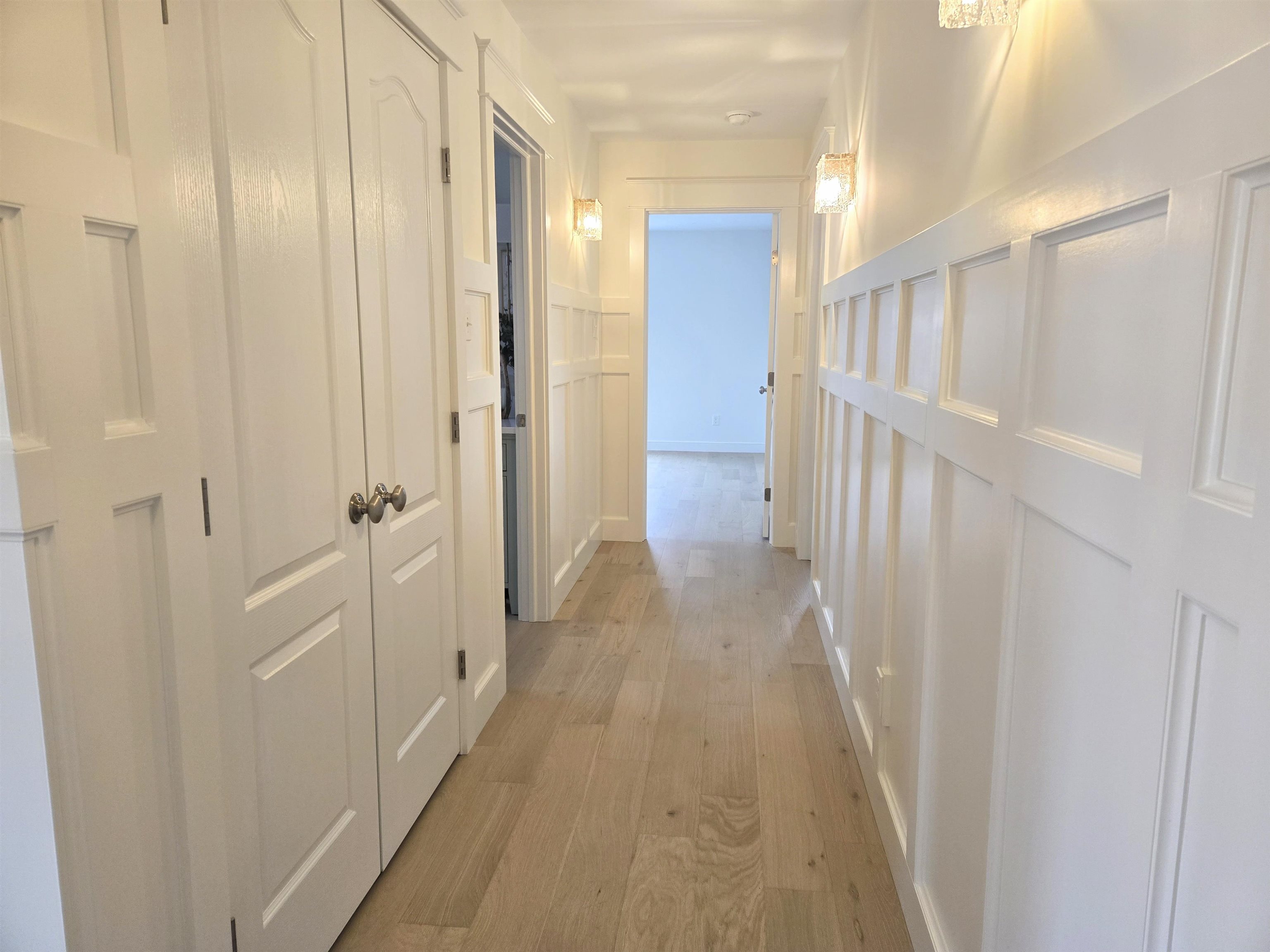 1203 Rosehill Parkway