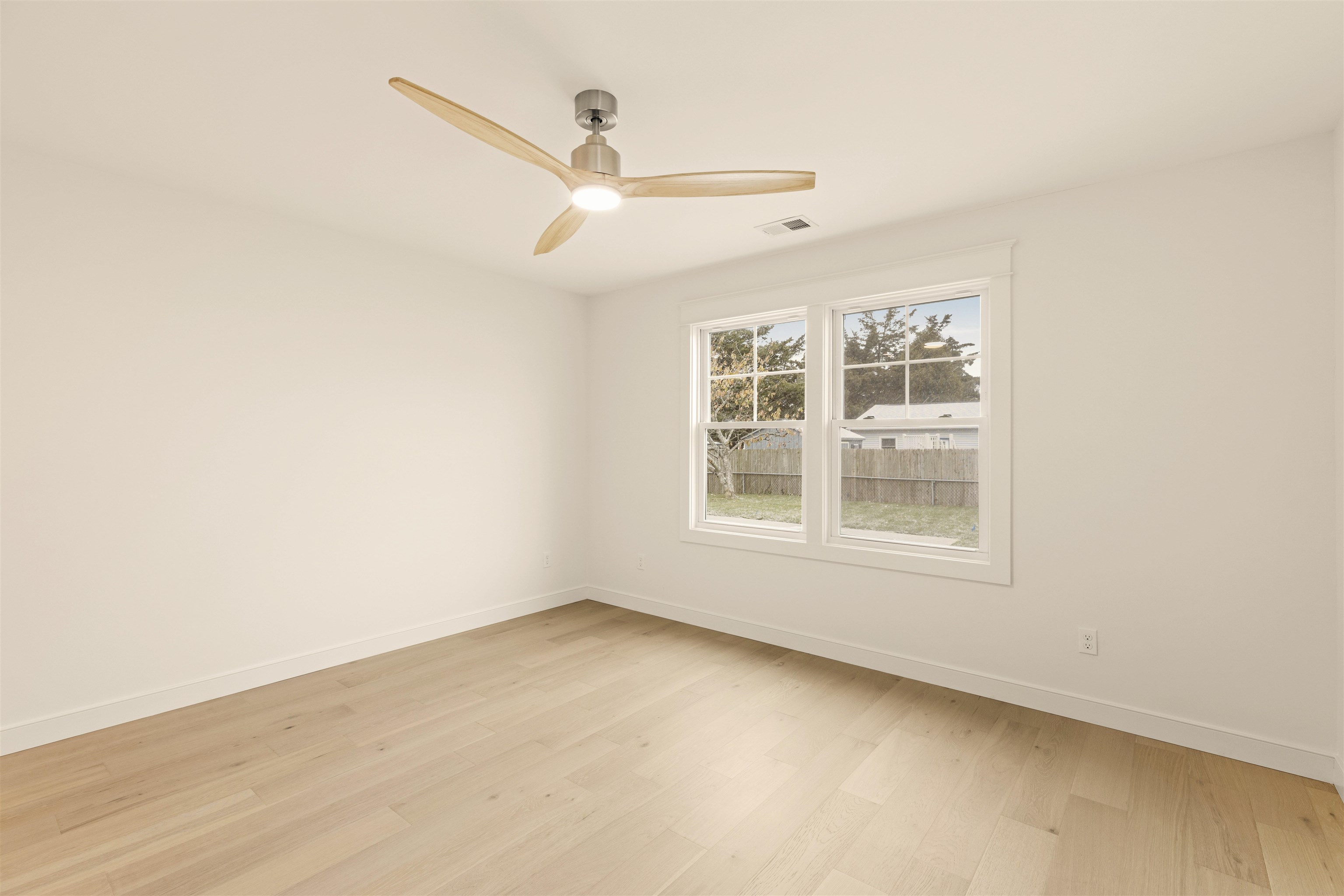 1203 Rosehill Parkway - Picture 29