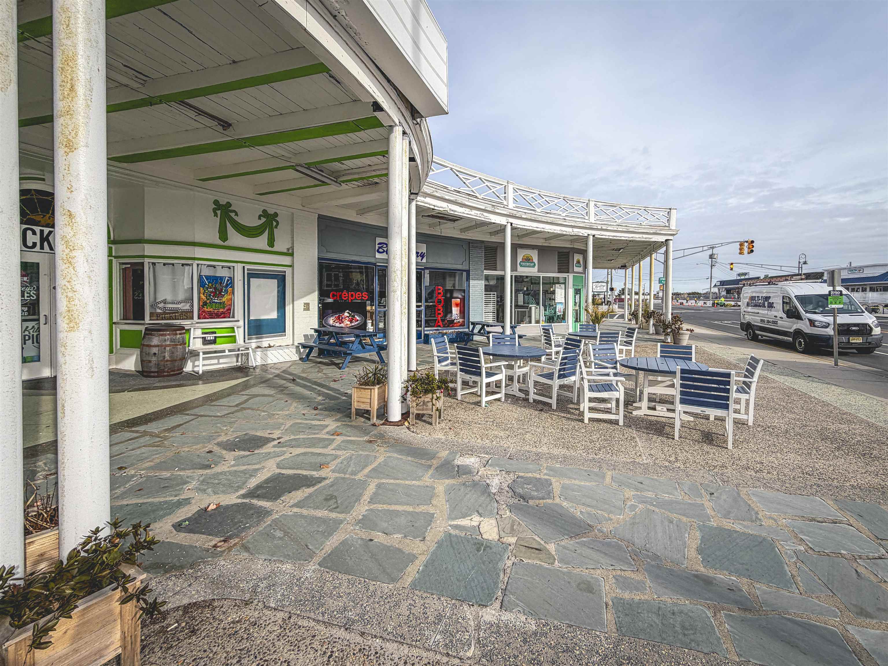 713 Beach Avenue - Picture 25