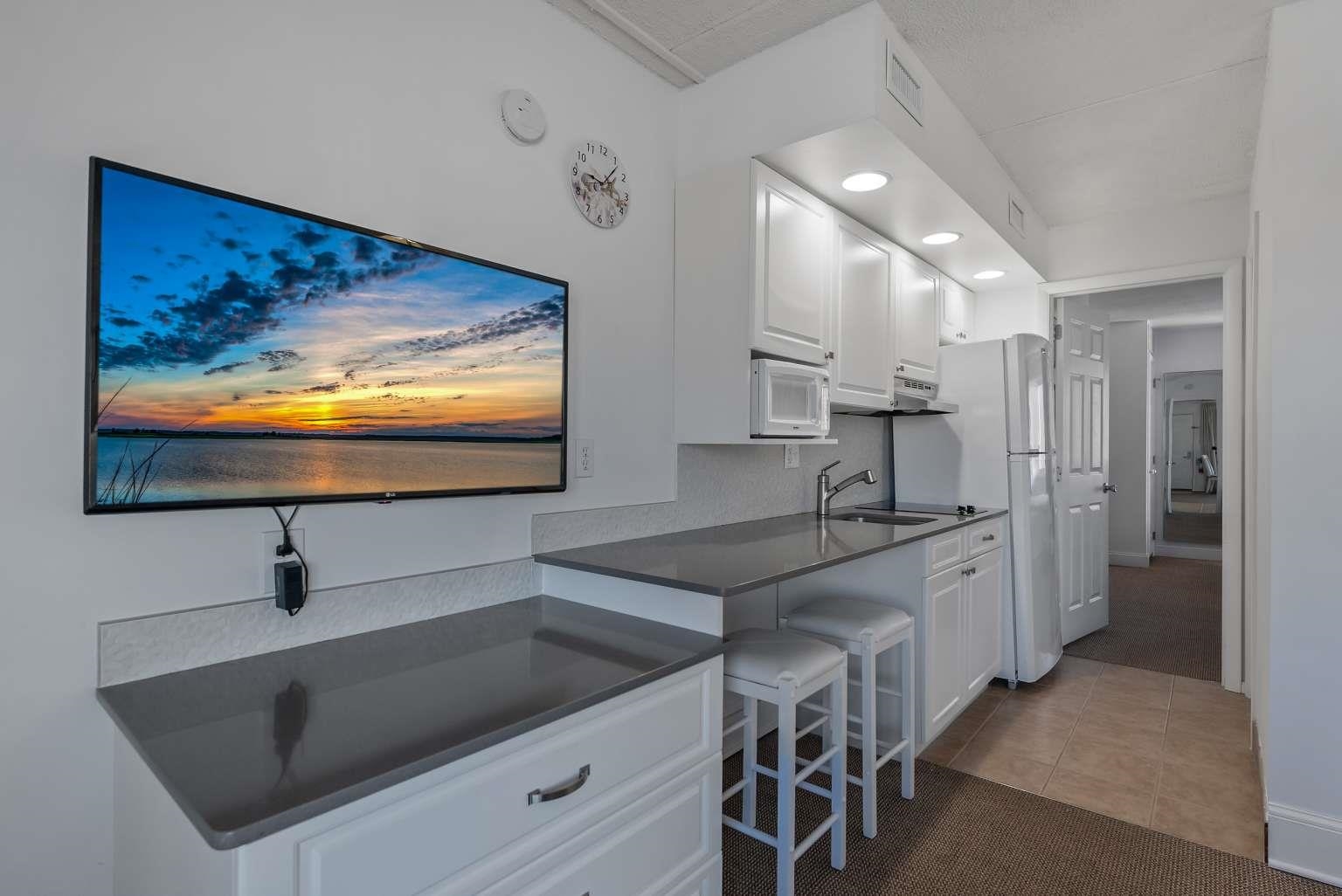 7800 Dune Drive - Picture 8