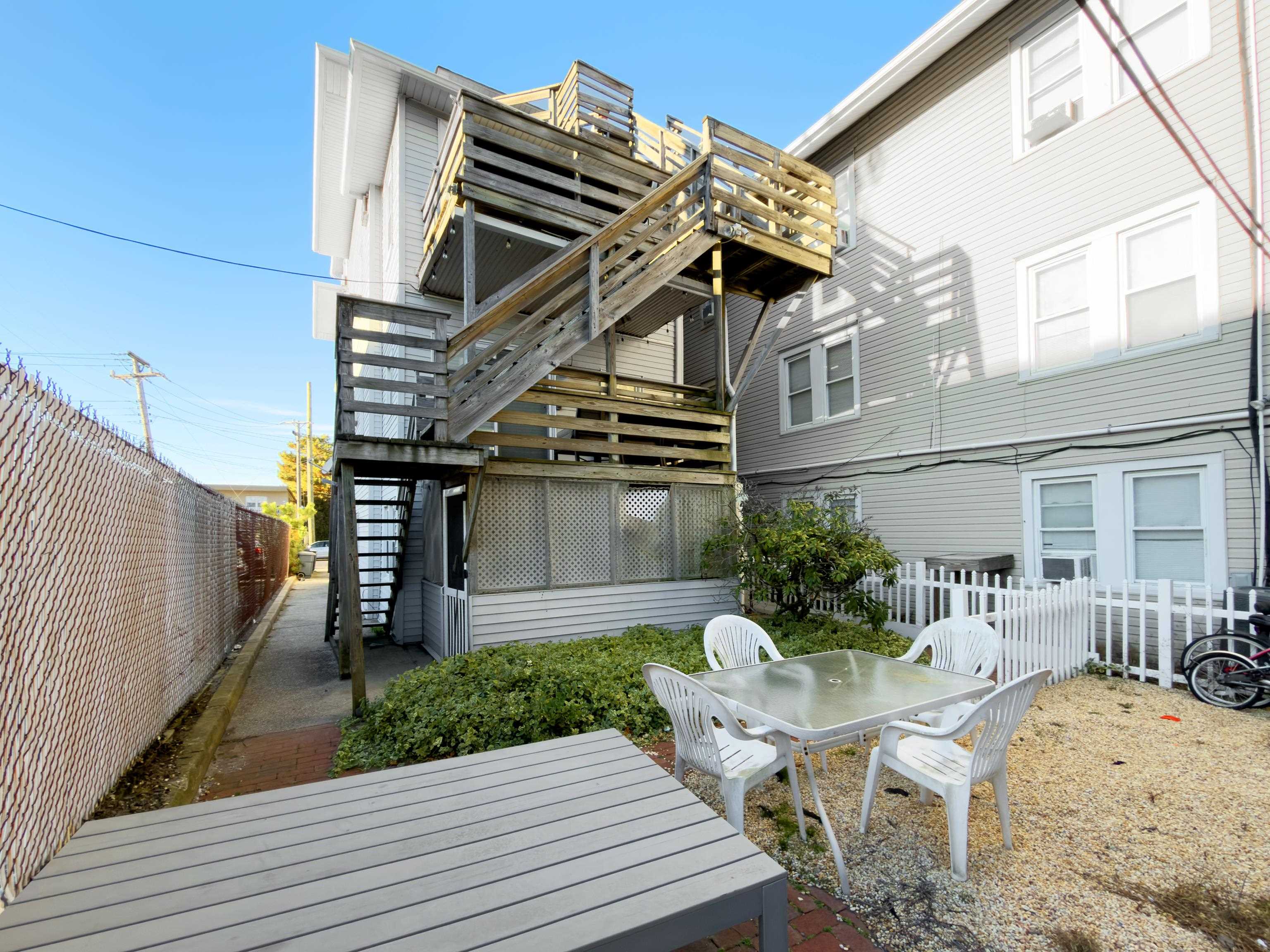 823 Ocean Avenue - Picture 18