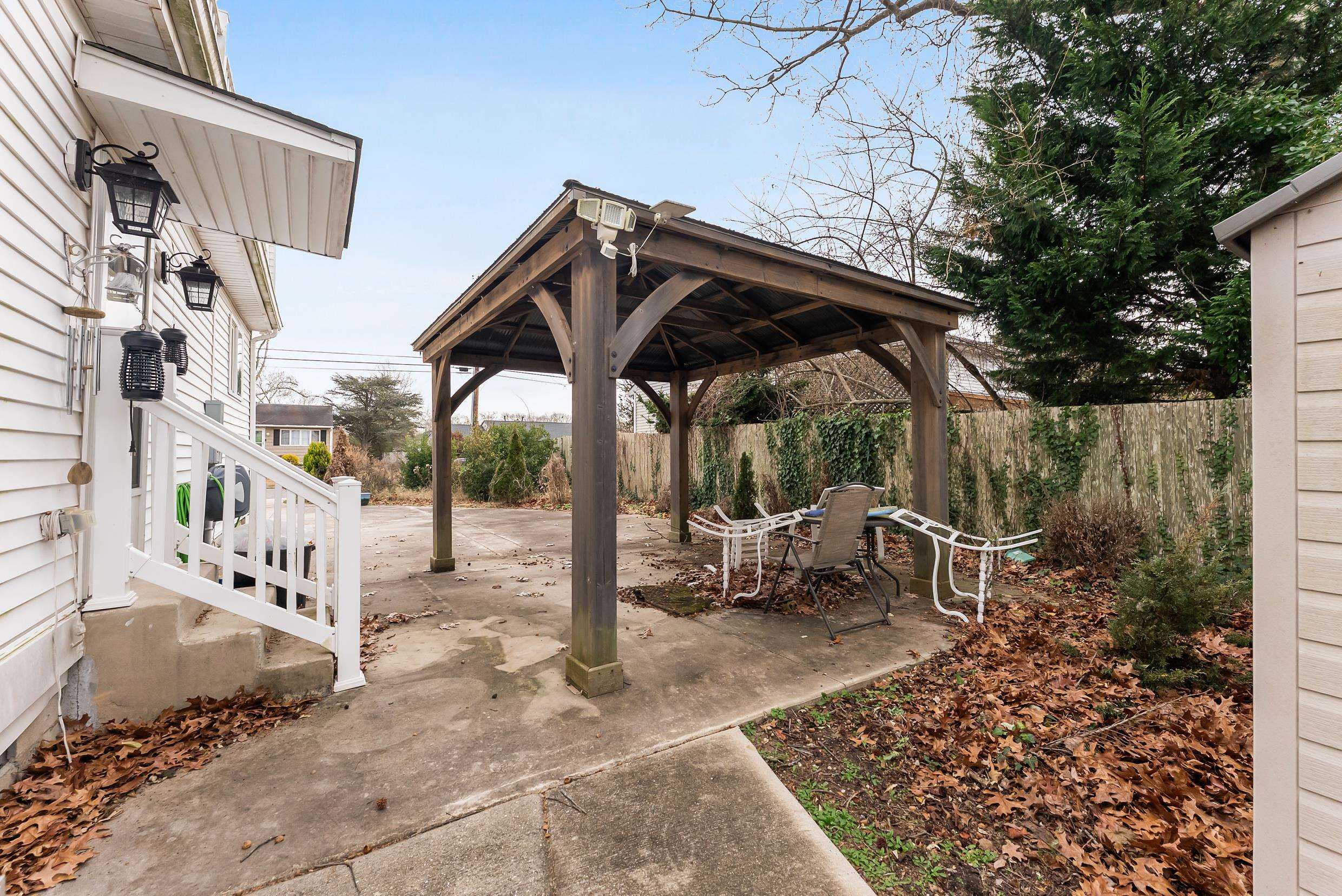 83 Beachhurst Drive - Picture 23