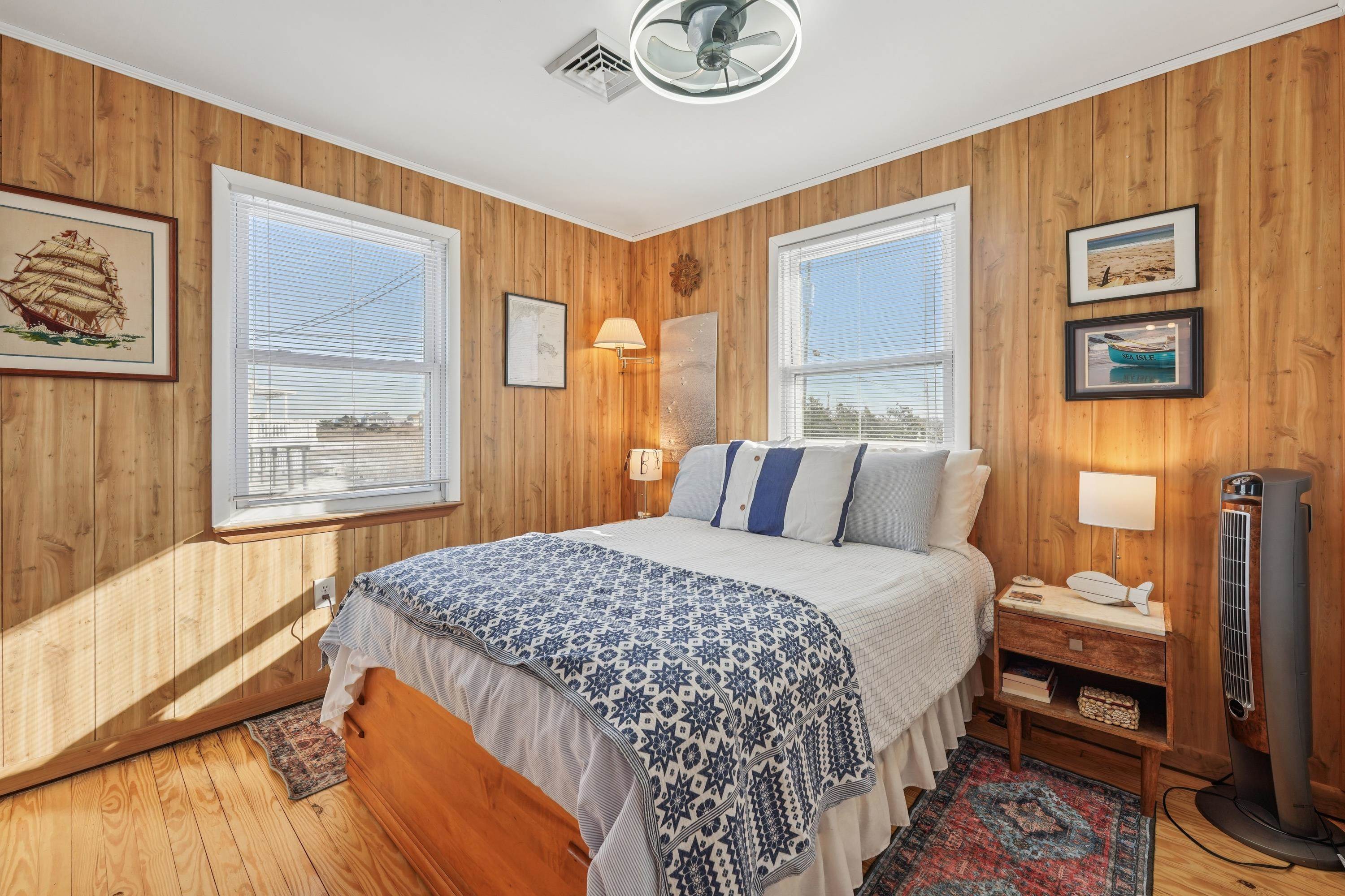 118 2nd Street, East Side