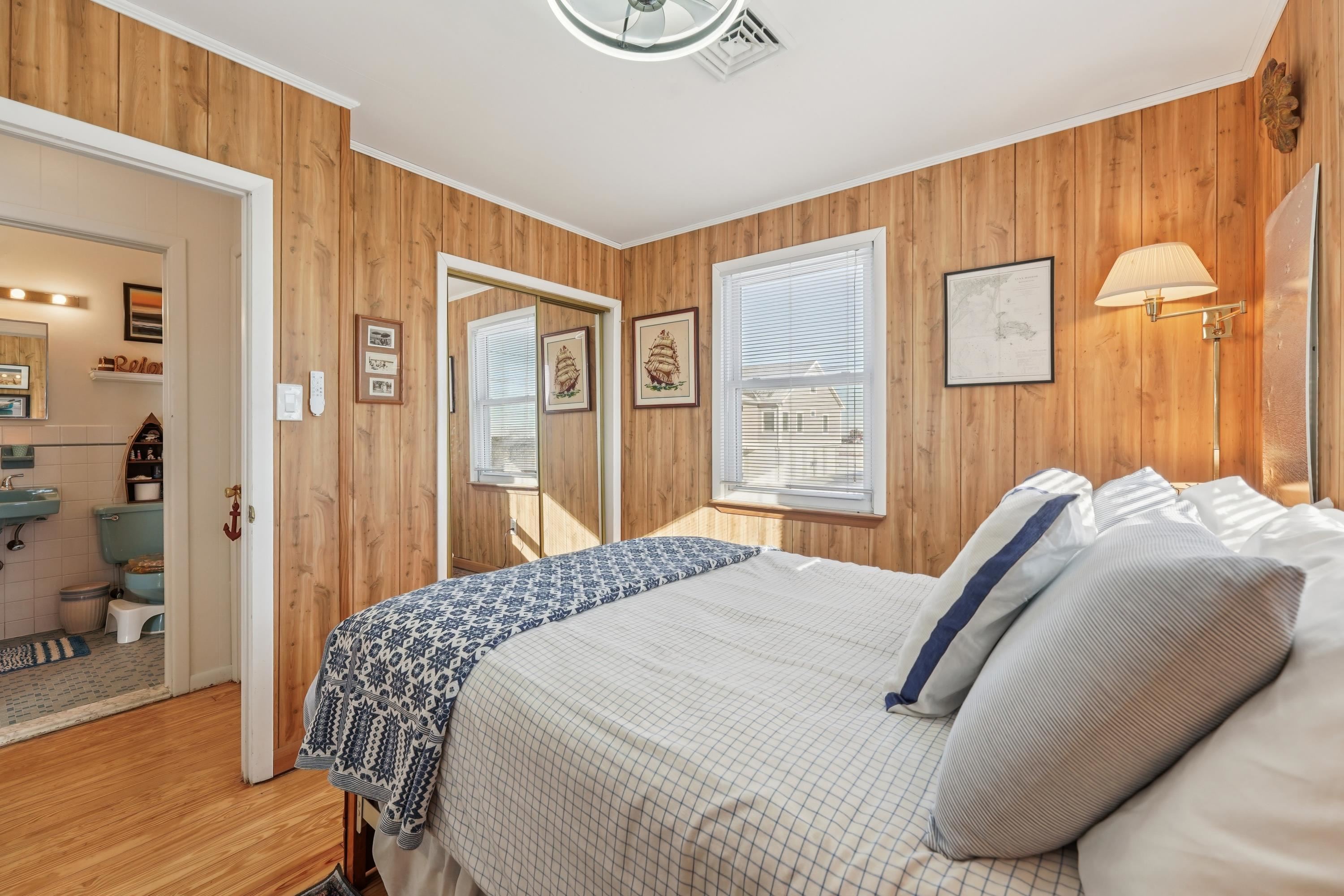 118 2nd Street, East Side