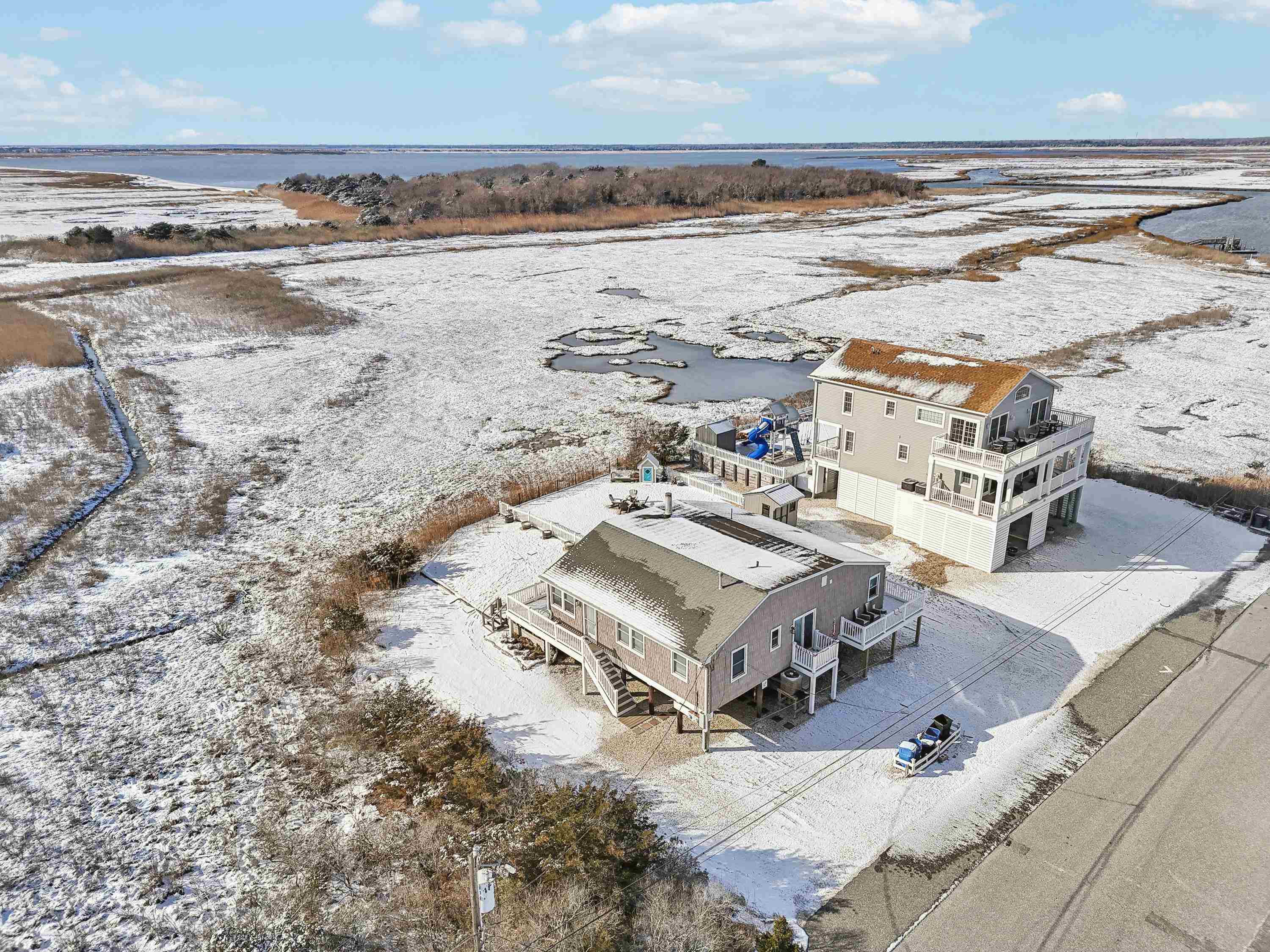 118 2nd Street, East Side