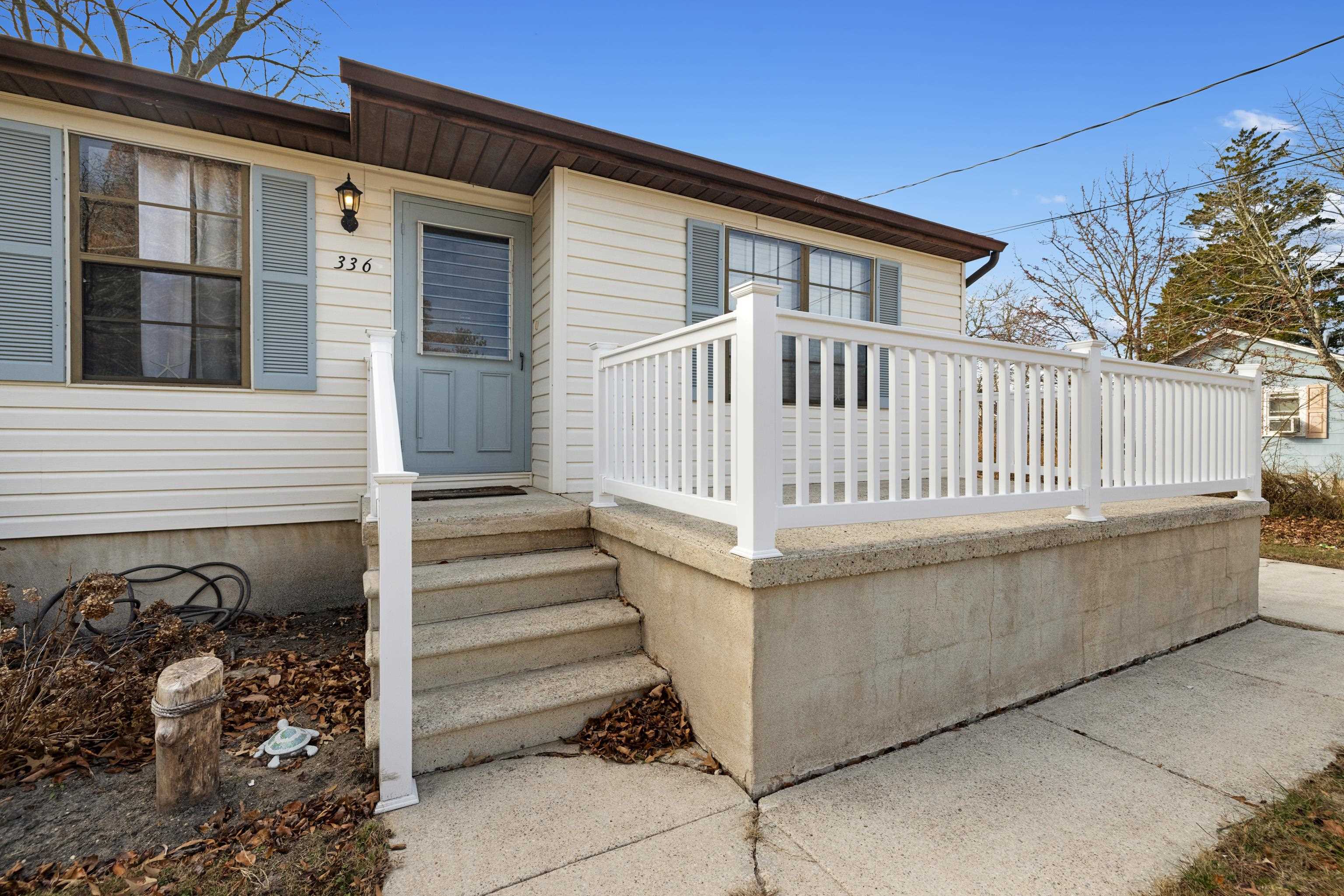  336 E Miami Avenue - Villas