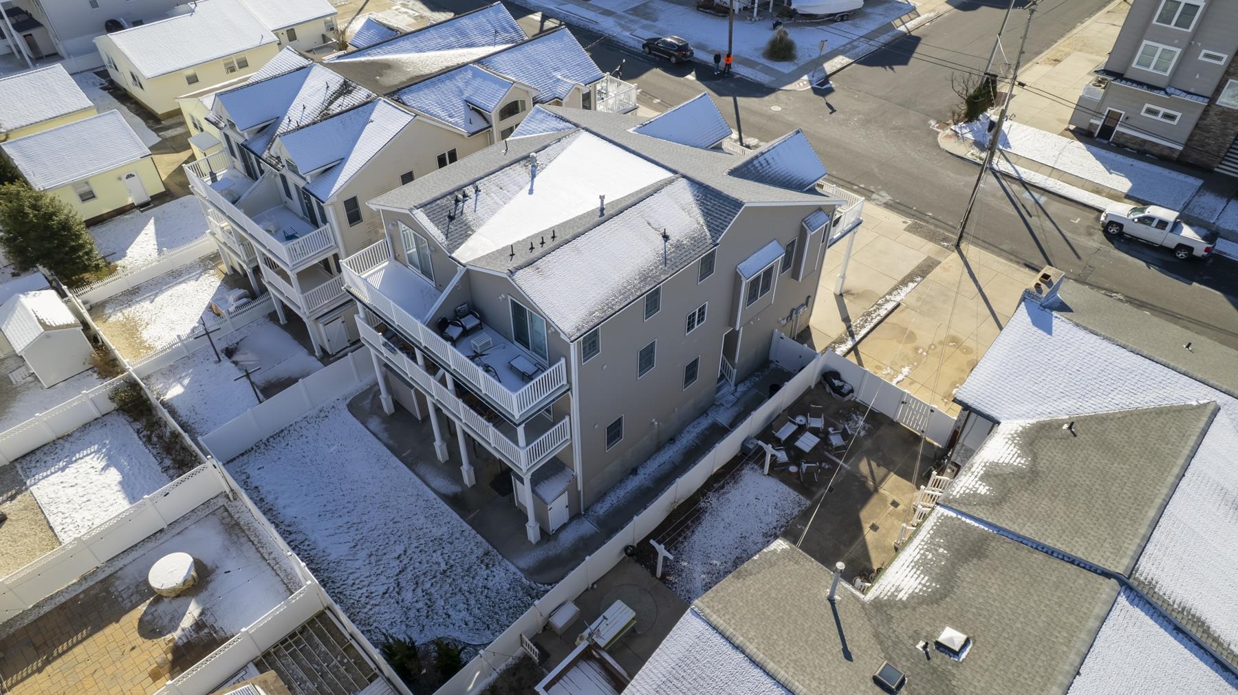 147 60th Street - Picture 48