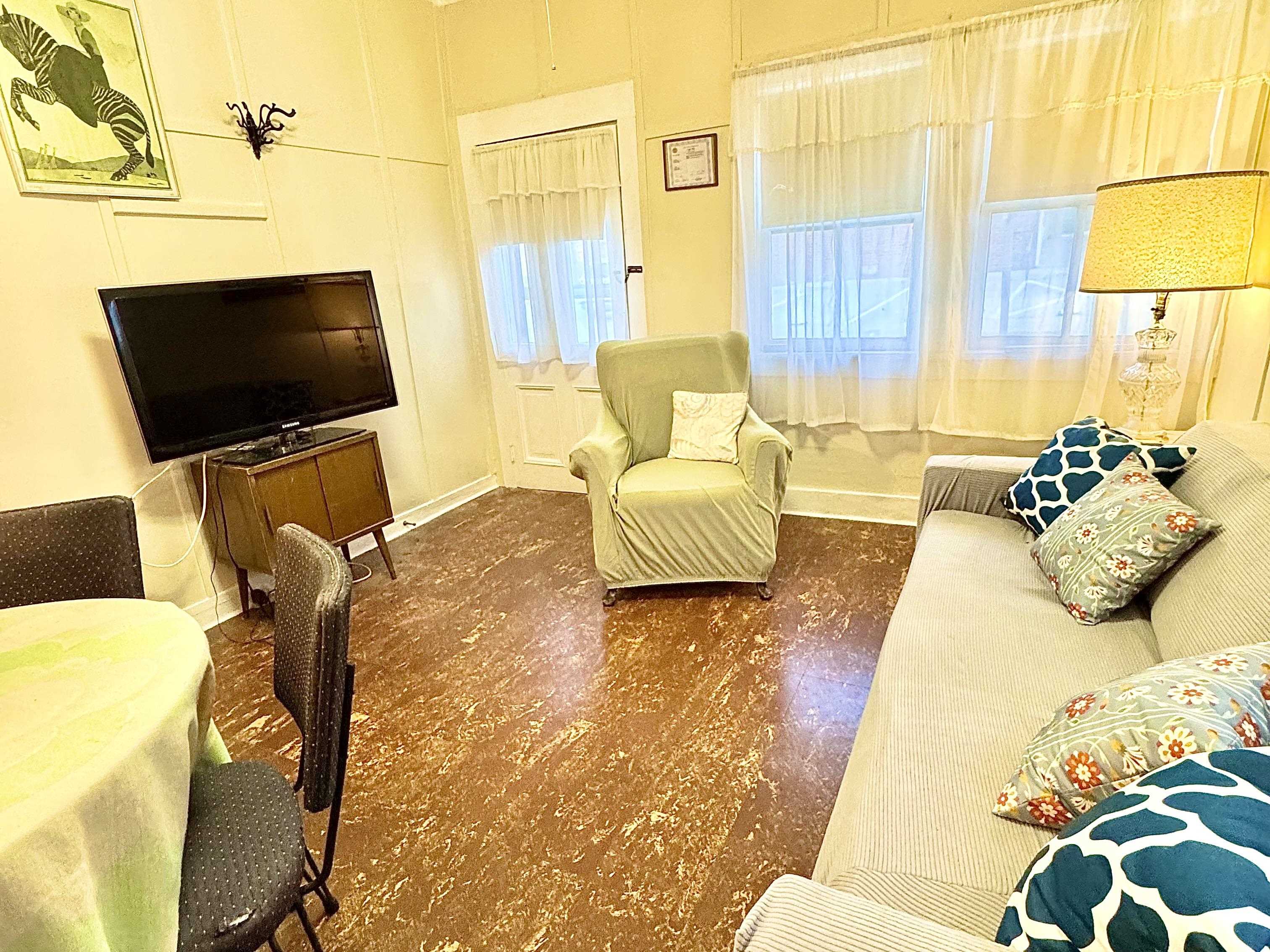 202 Perry Street - Picture 43