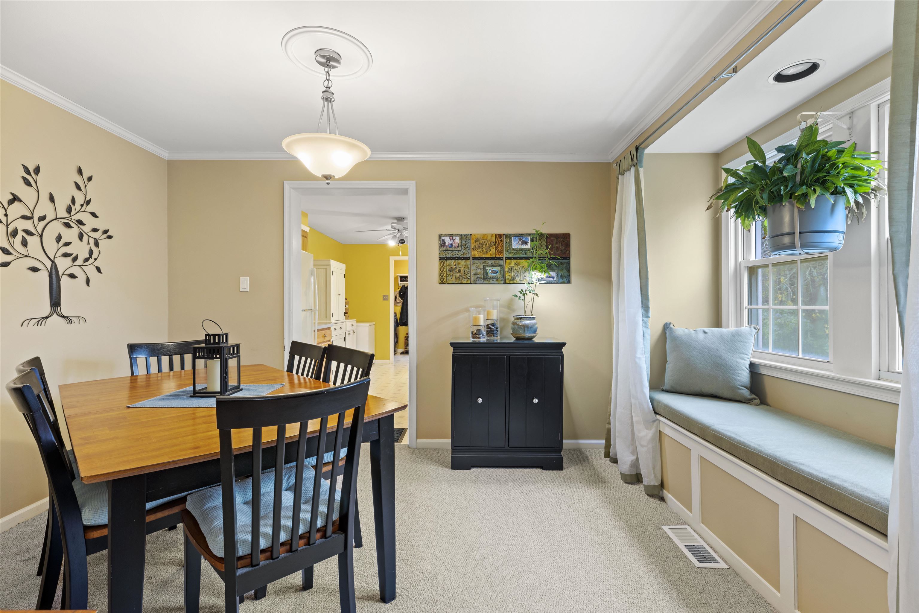 112 W Pacific Avenue