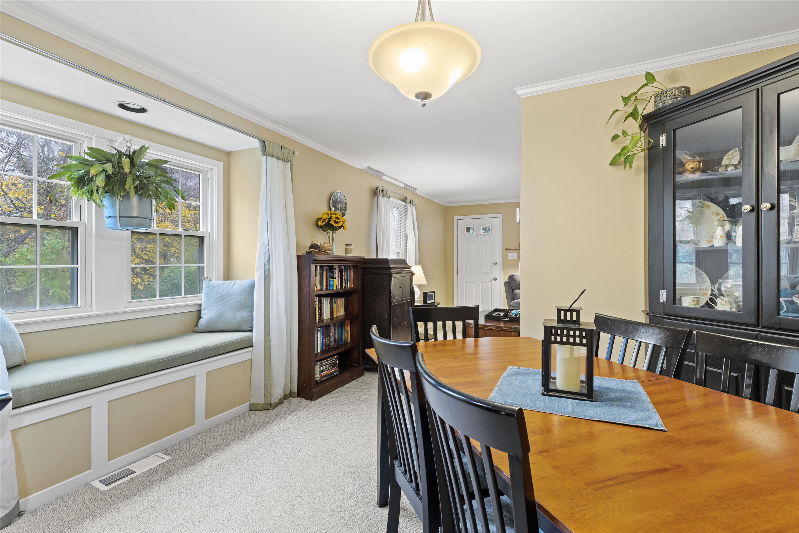 112 W Pacific Avenue