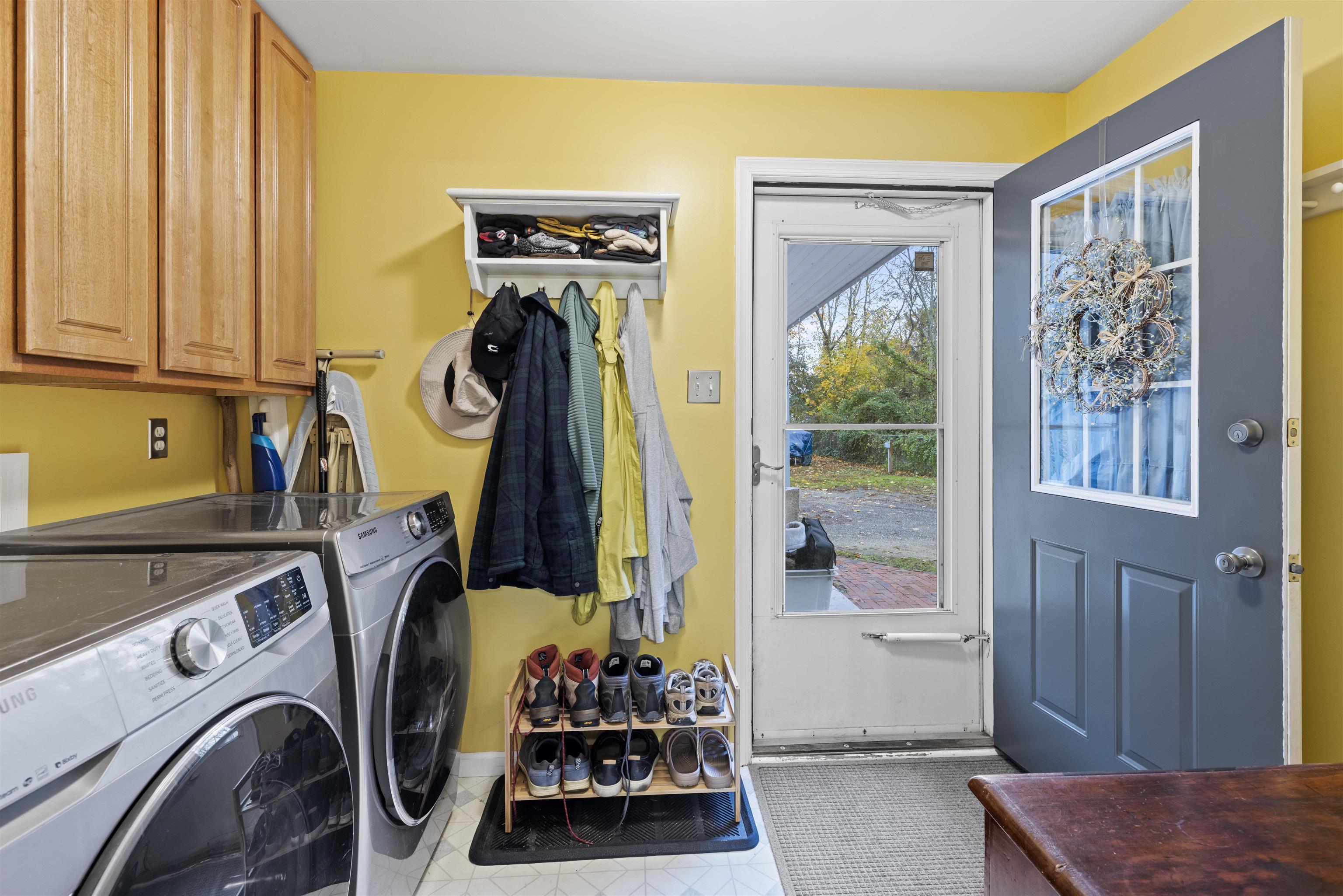 112 W Pacific Avenue