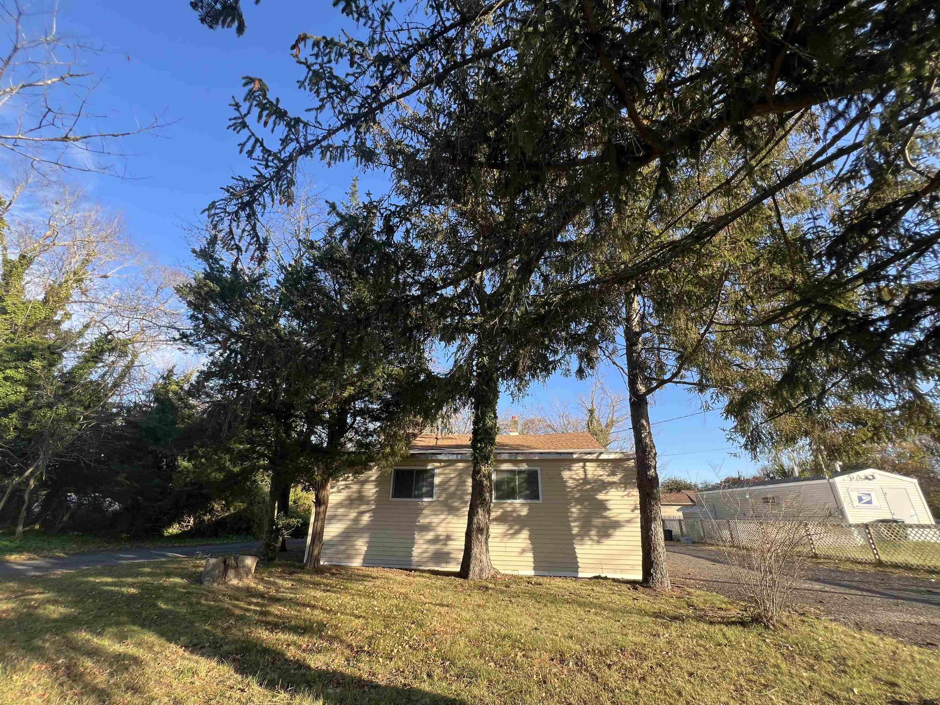 1706 Rt 9 - Whitesboro