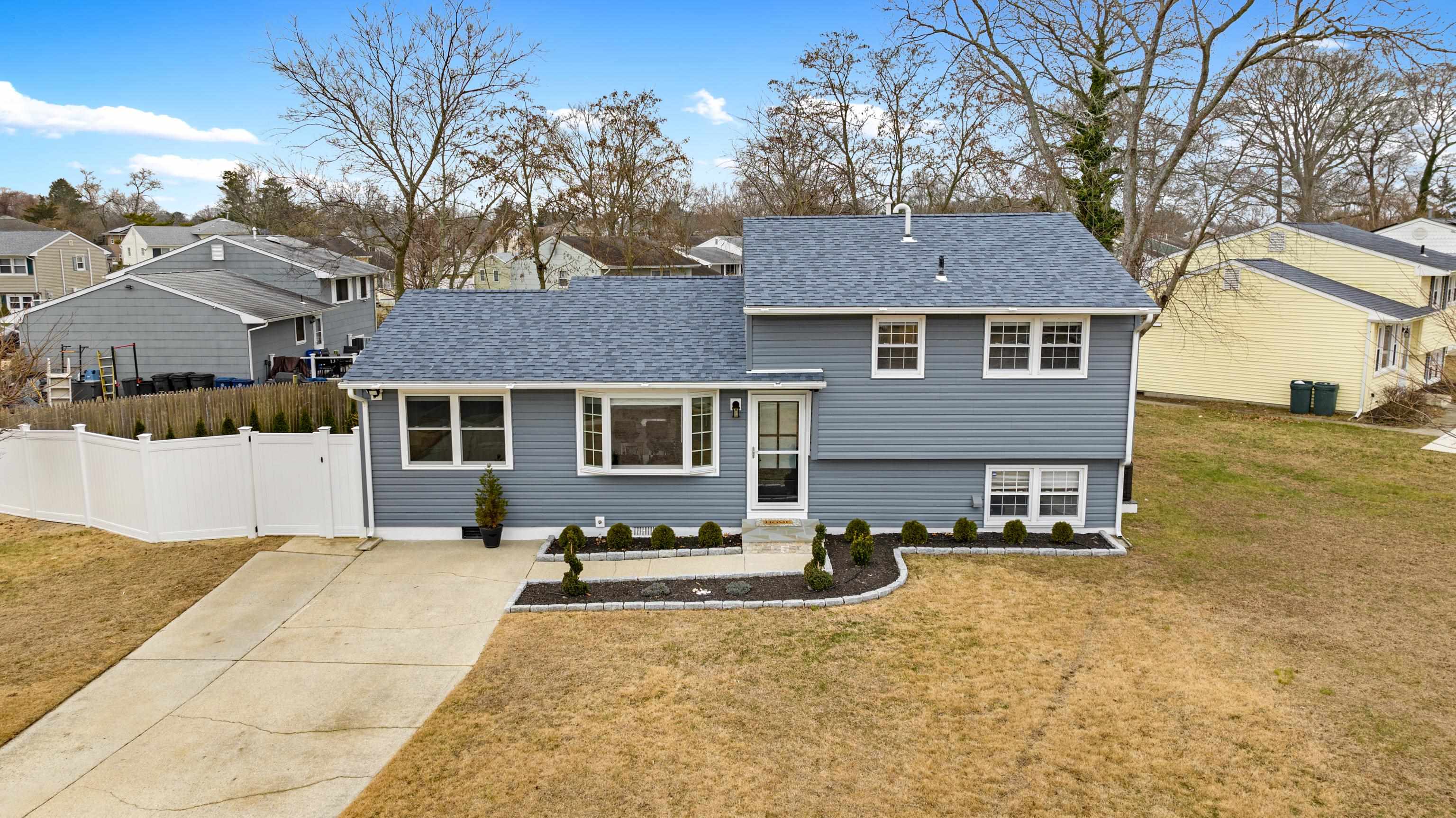 The deSatnick Real Estate Team