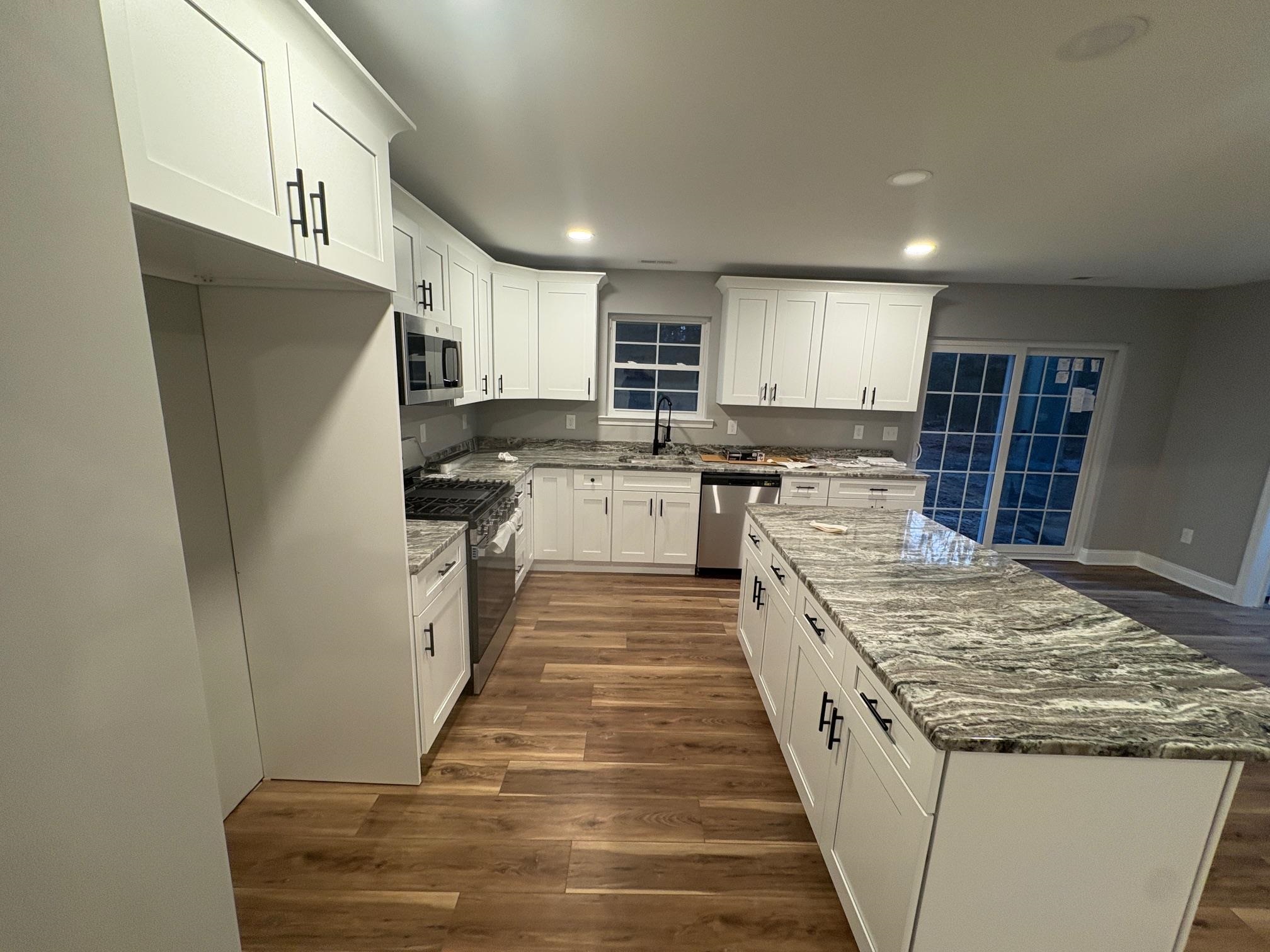 3095-3097 Route 47 - Picture 9