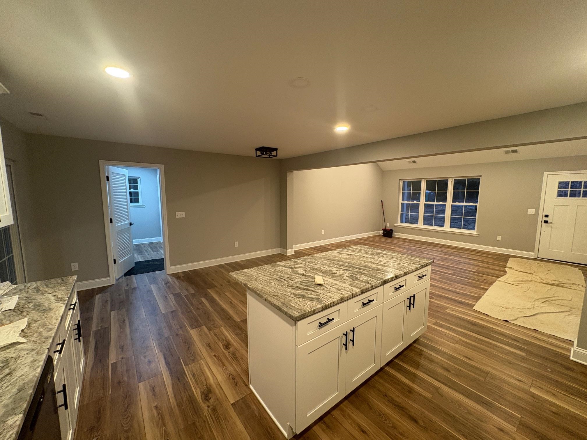 3095-3097 Route 47 - Picture 11