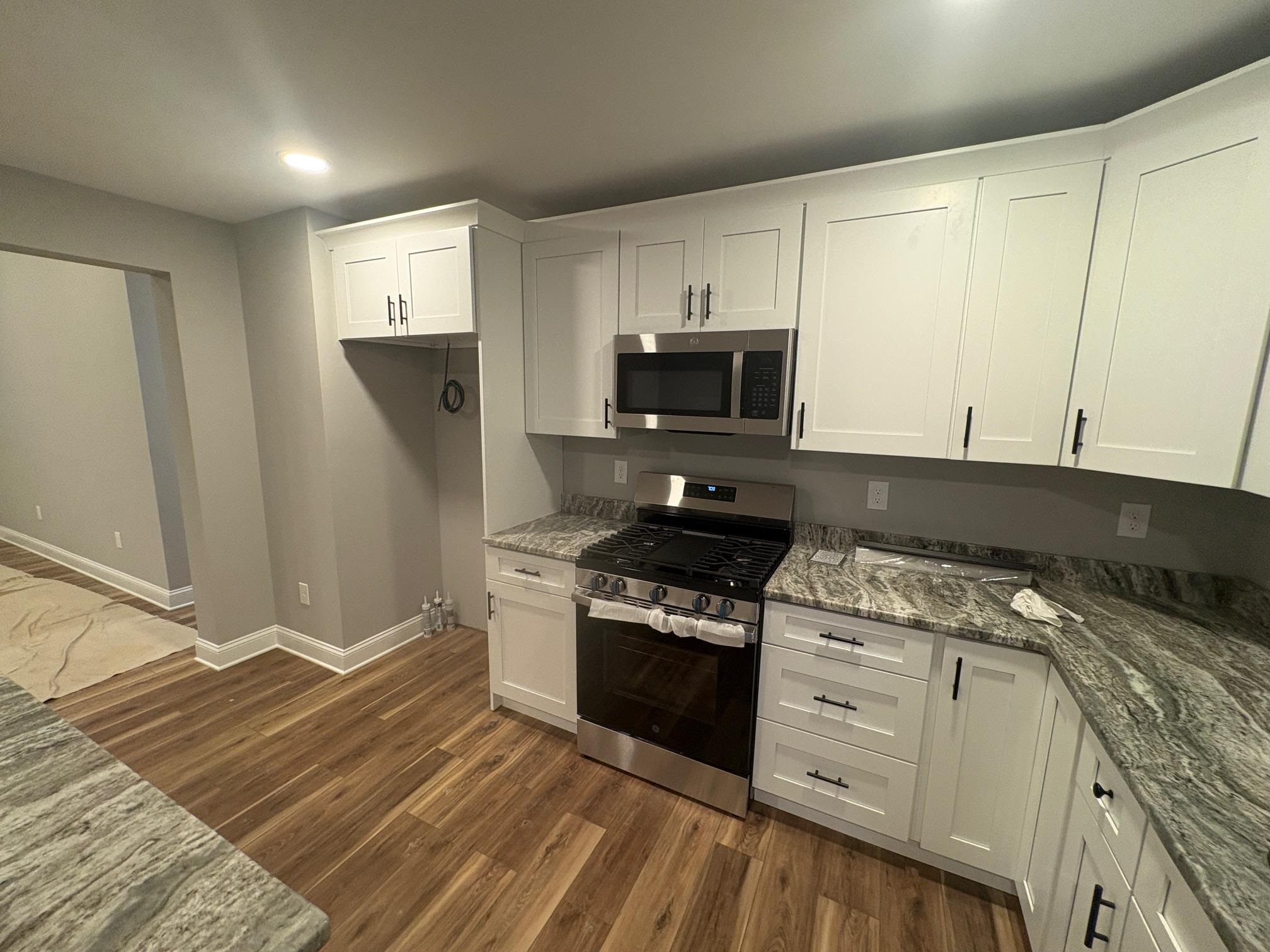 3095-3097 Route 47 - Picture 12