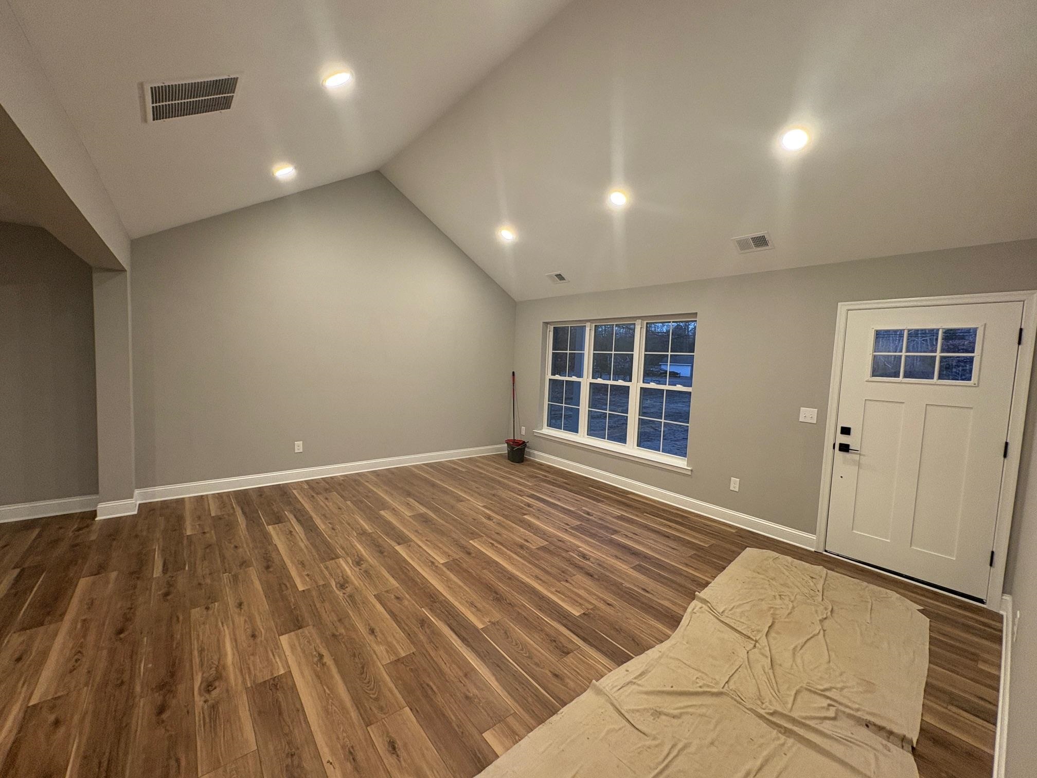 3095-3097 Route 47 - Picture 3