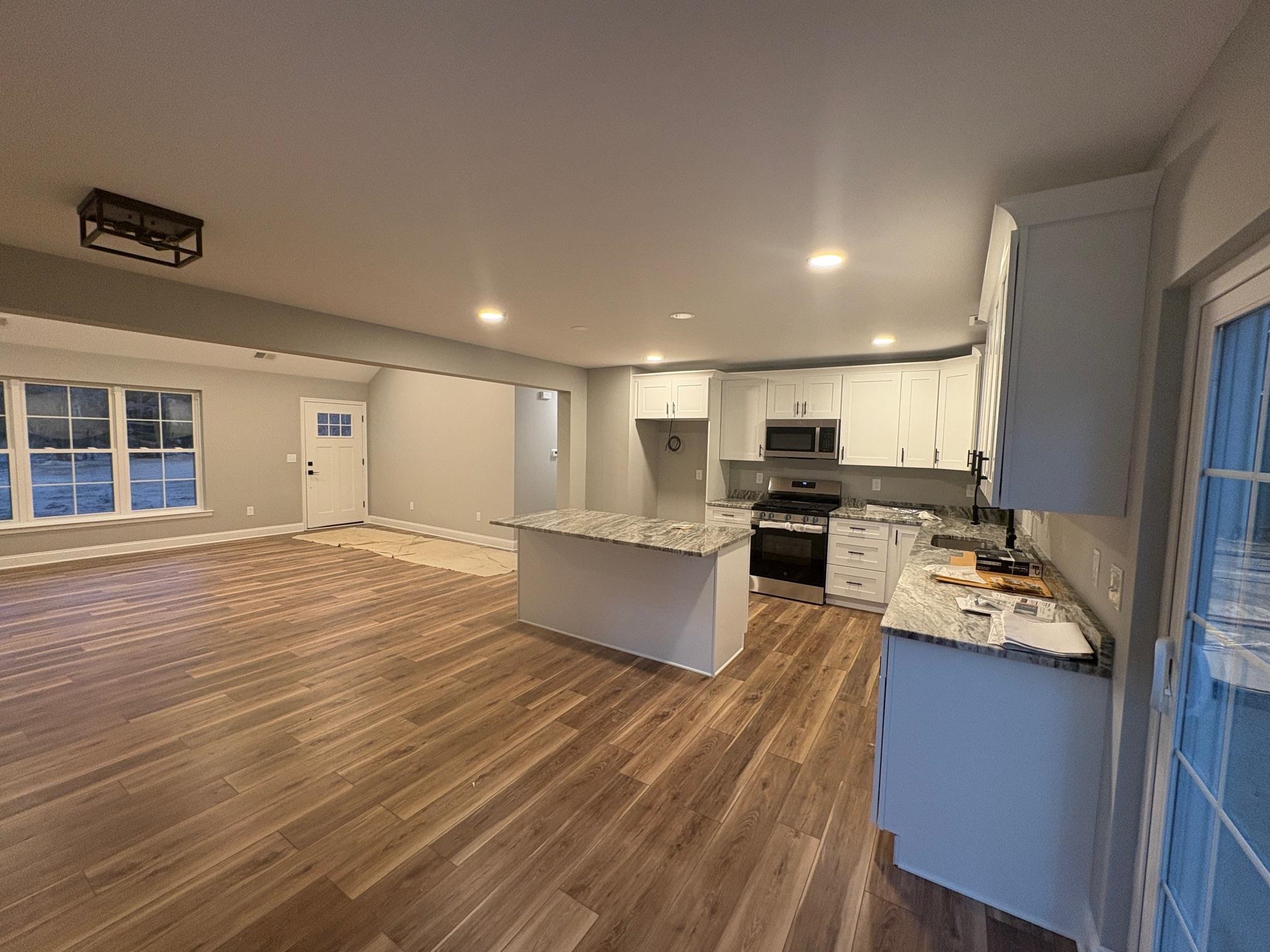 3095-3097 Route 47 - Picture 5