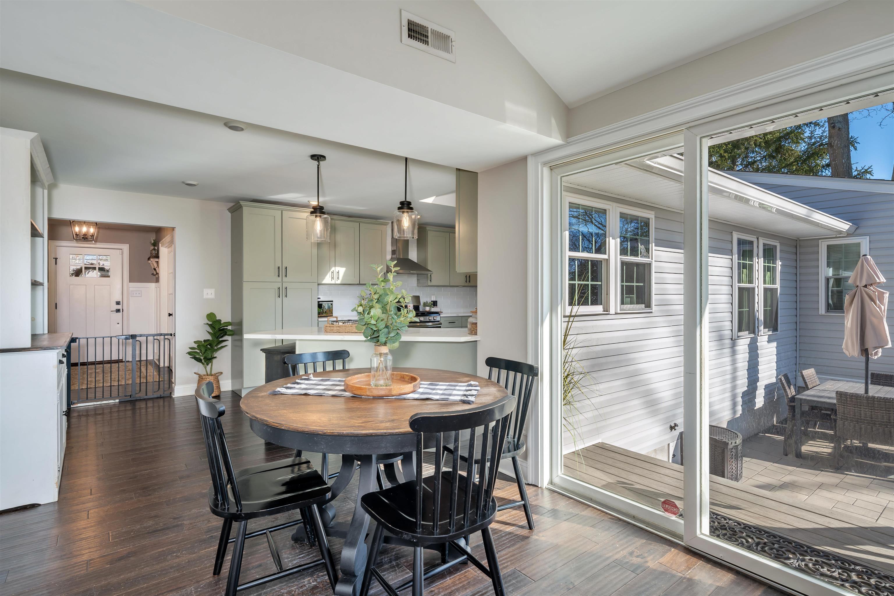 19 Heritage Drive - Picture 13