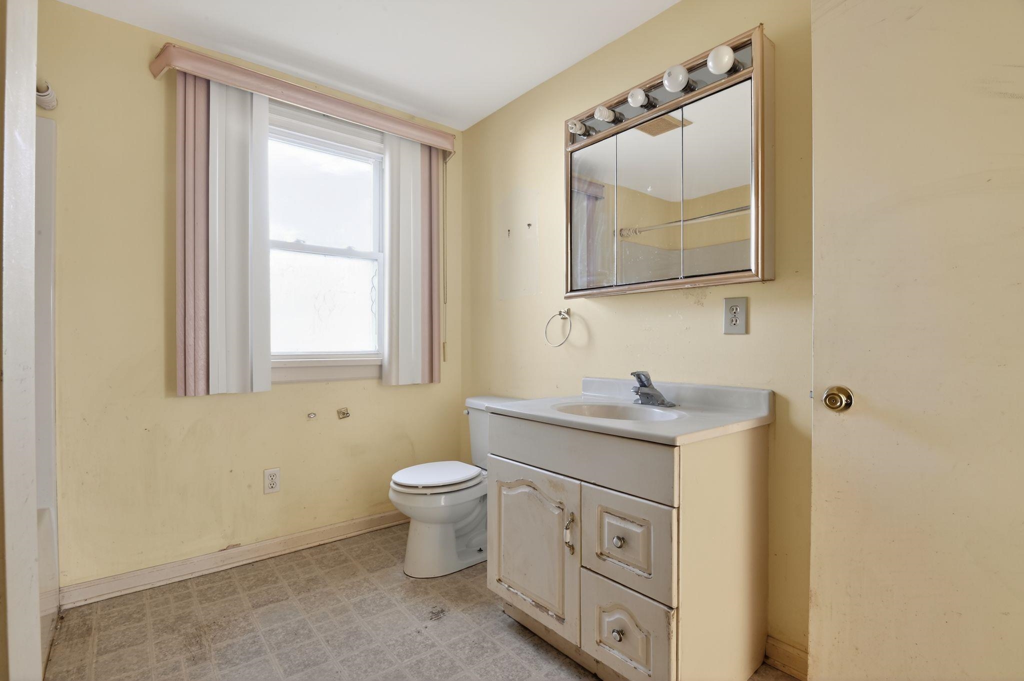 1601 Franklin Avenue - Picture 20