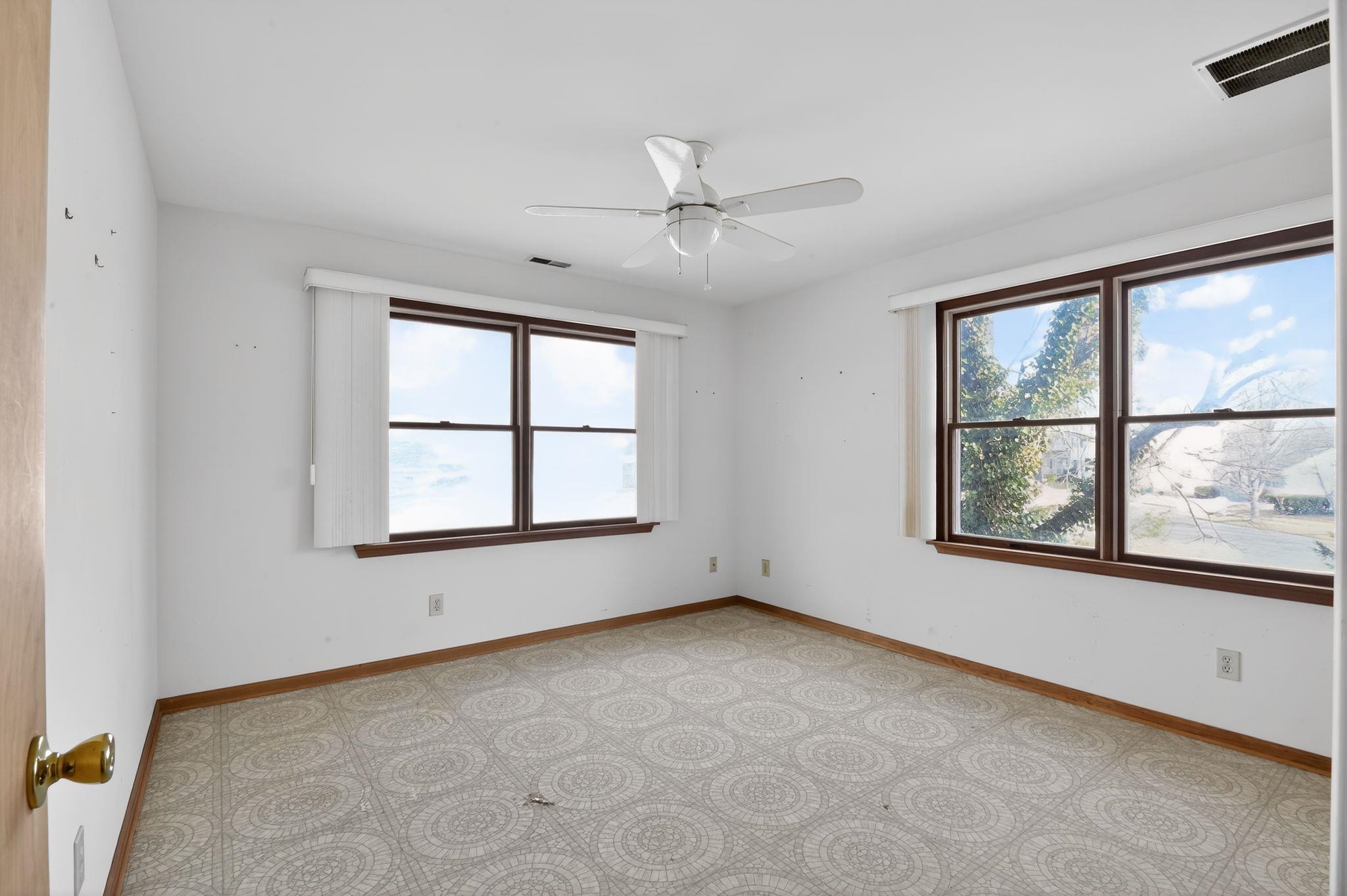 1601 Franklin Avenue - Picture 23