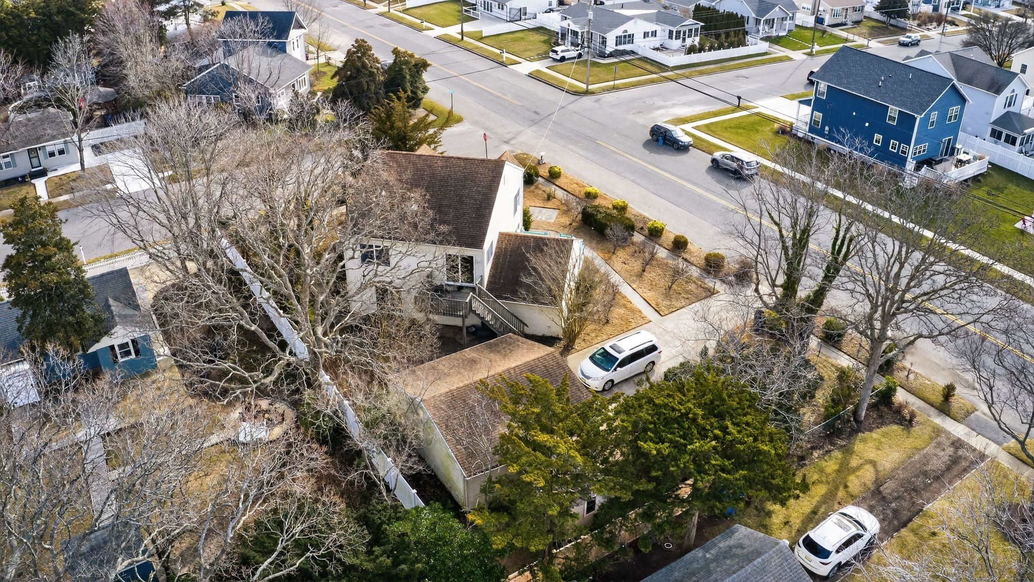 1601 Franklin Avenue - Picture 8