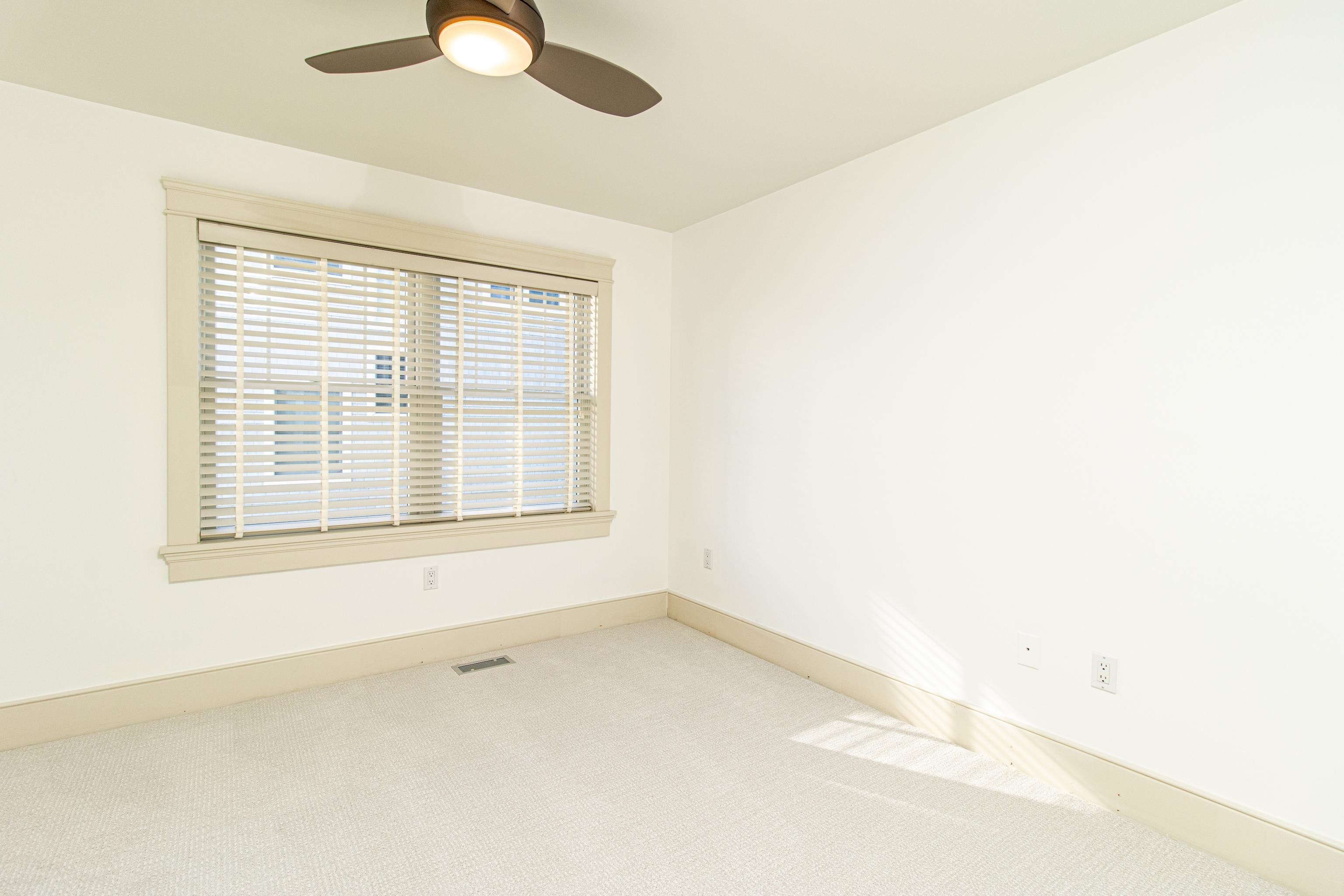 74 W 7th Street - Picture 11