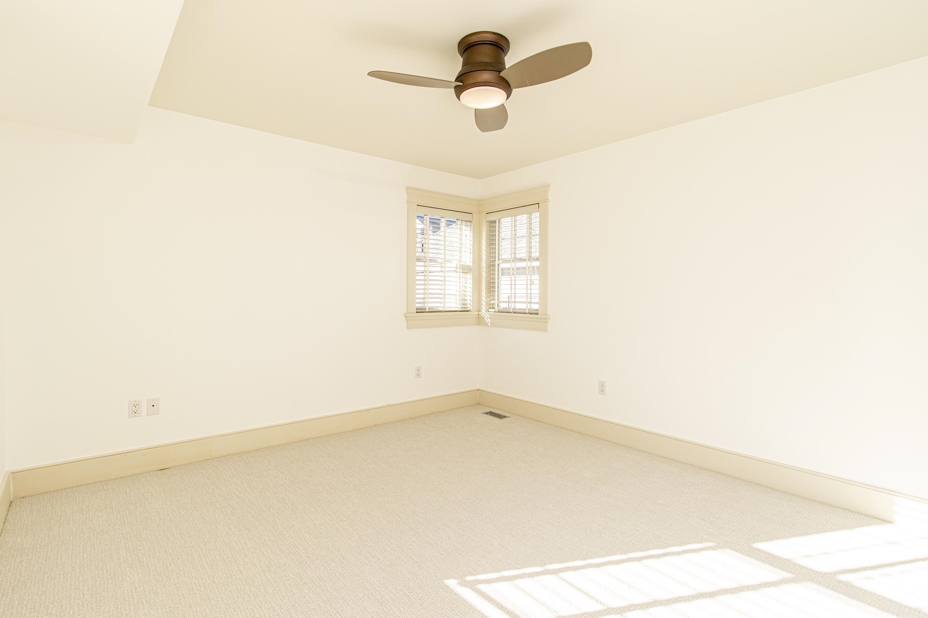 74 W 7th Street - Picture 14