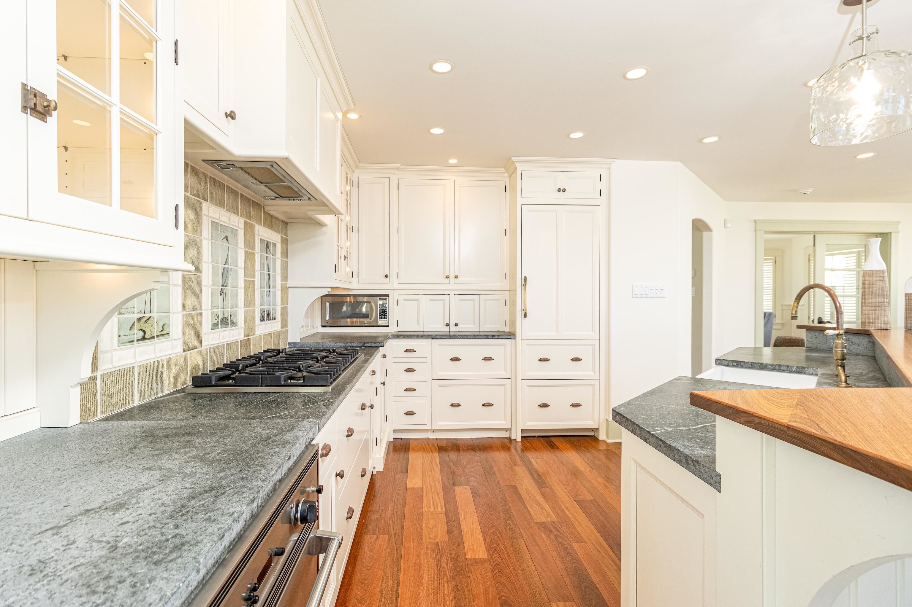 74 W 7th Street - Picture 27