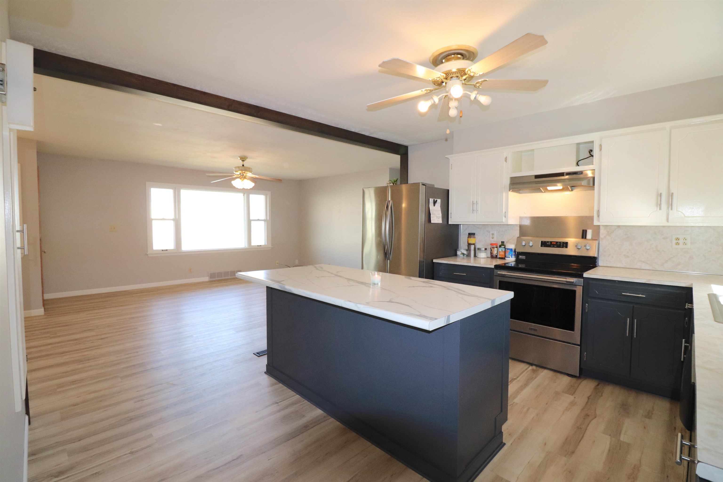 2155 10TH AVENUE , COLUMBUS, NE 68601 (MLS20240511) Nebraska Realty