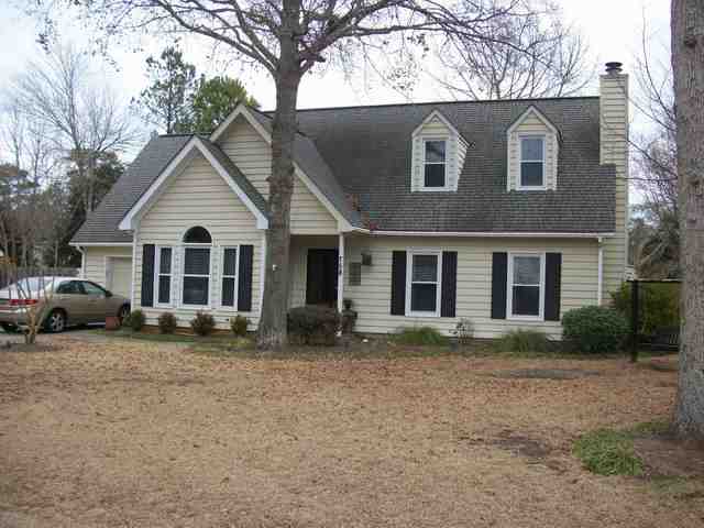 758 Mount Gilead Place Dr. Murrells Inlet, SC 29576