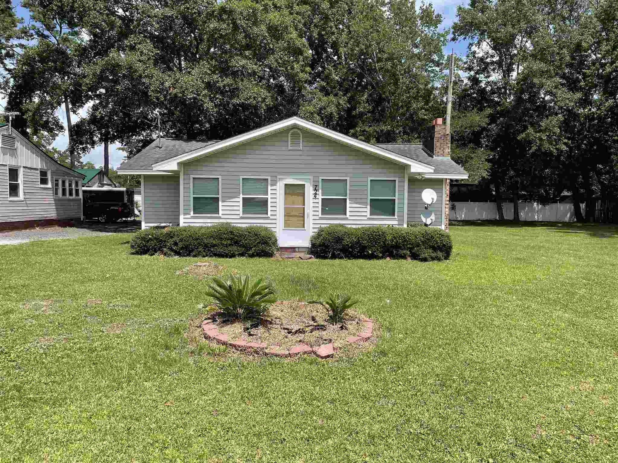 724 Maple Dr. Surfside Beach, SC 29575