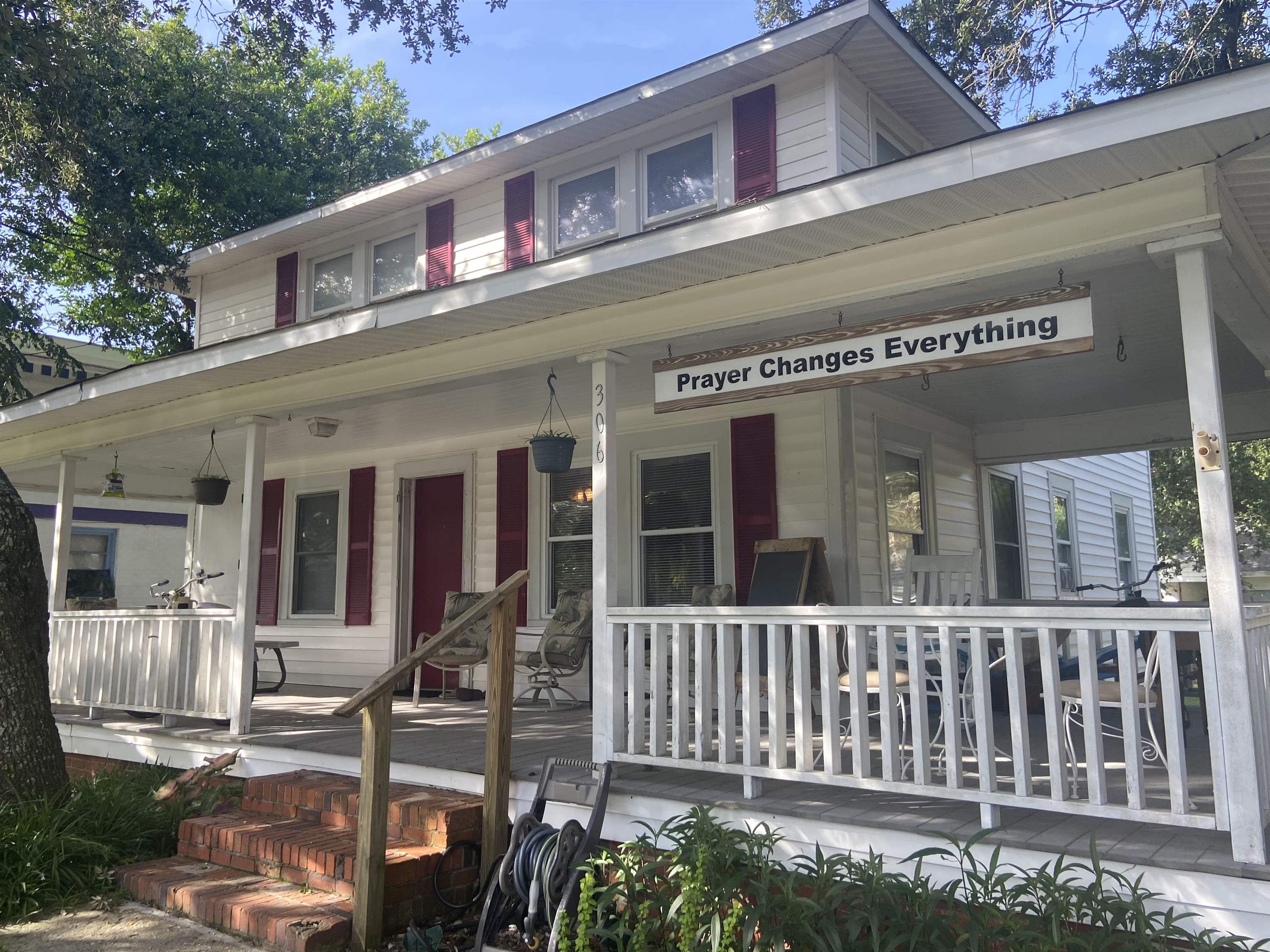306 2nd Ave. N Myrtle Beach, SC 29577