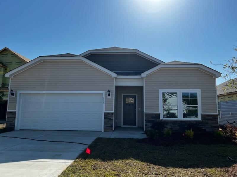 237 Hampton Park Circle Myrtle Beach, SC 29588