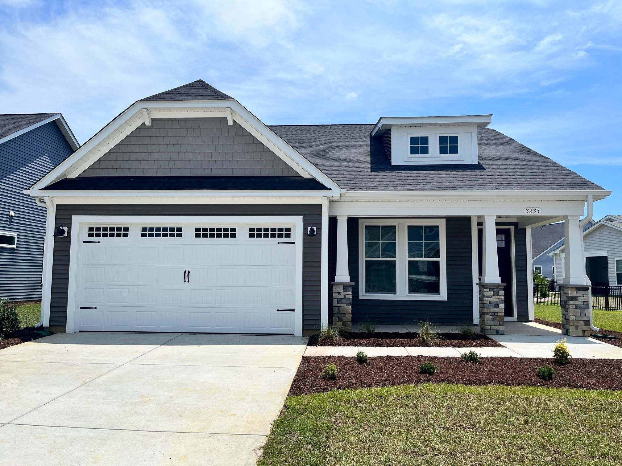 3233 Goldenrain Ln. Little River, SC 29566