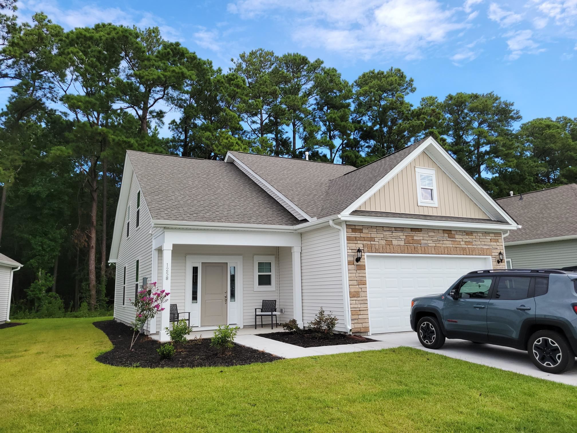 1258 Pyxie Moss Dr. Little River, SC 29566