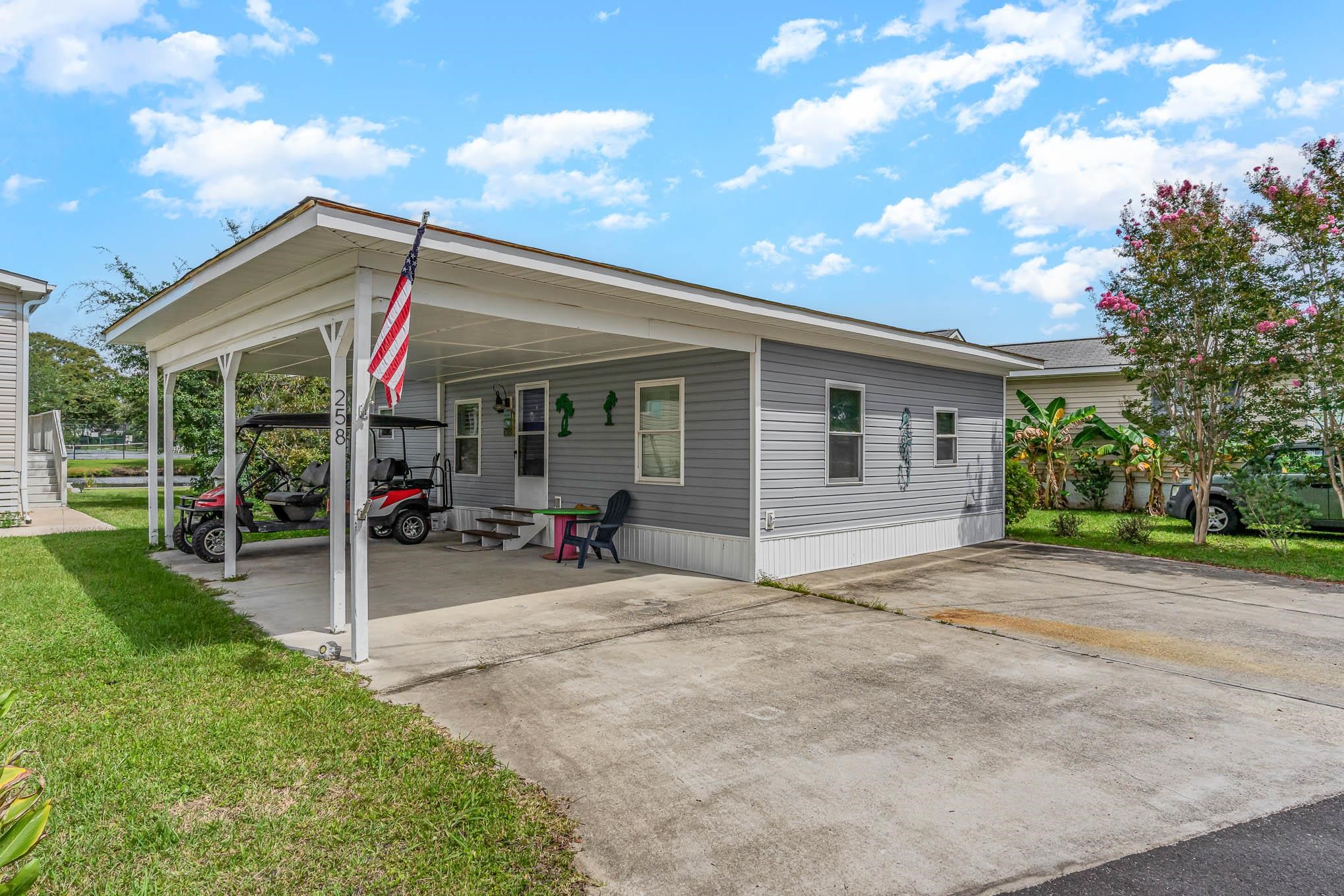 258 Flamingo Dr. Surfside Beach, SC 29575